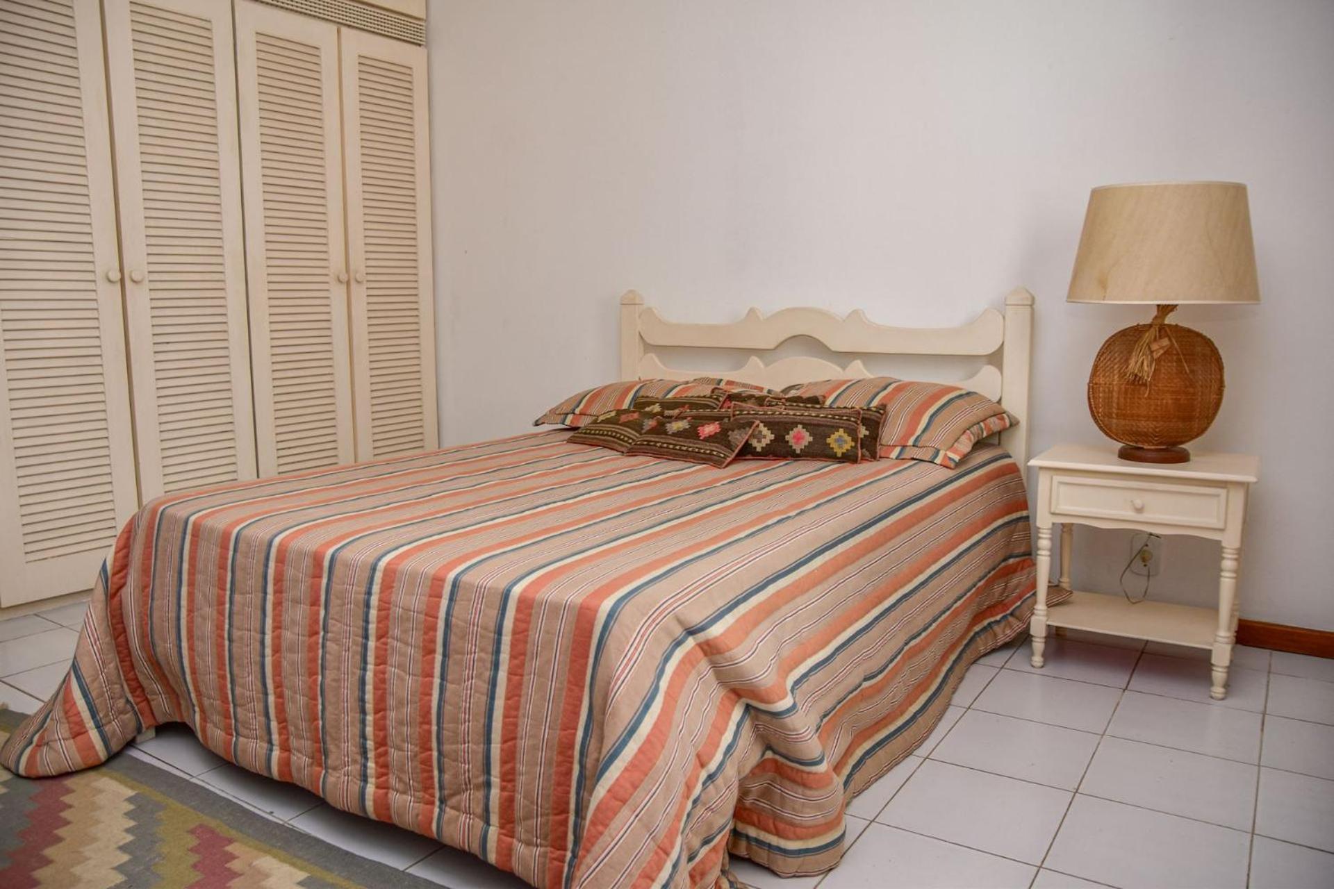 Casa beira mar na Praia da Enseada no Guaruja SP
