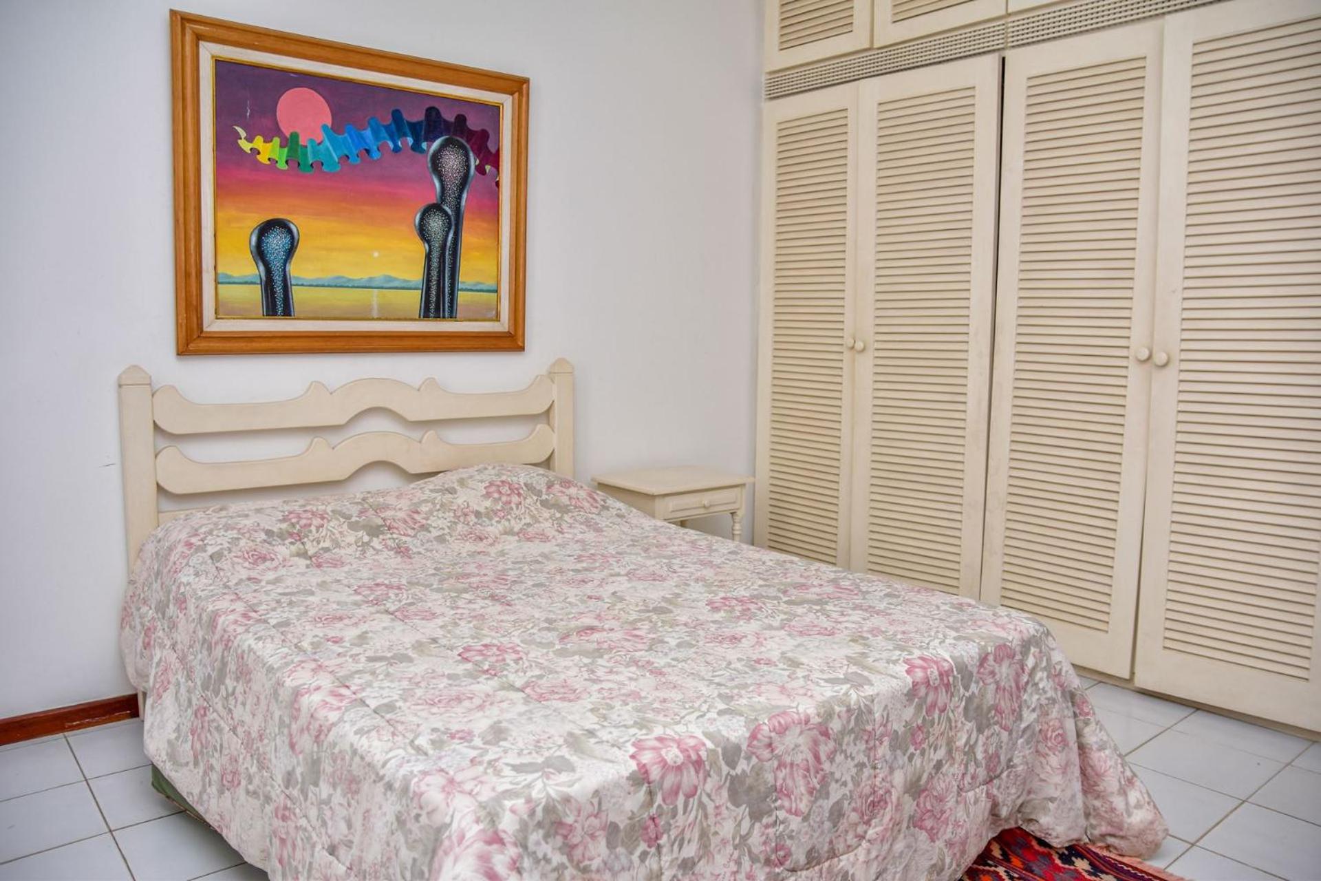 Casa beira mar na Praia da Enseada no Guaruja SP