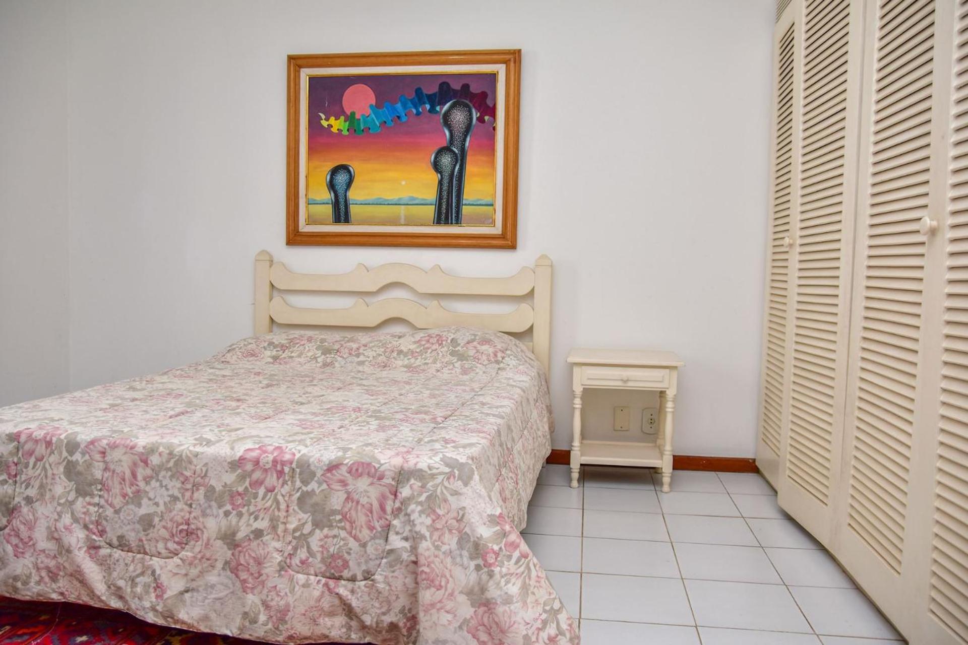 Casa beira mar na Praia da Enseada no Guaruja SP