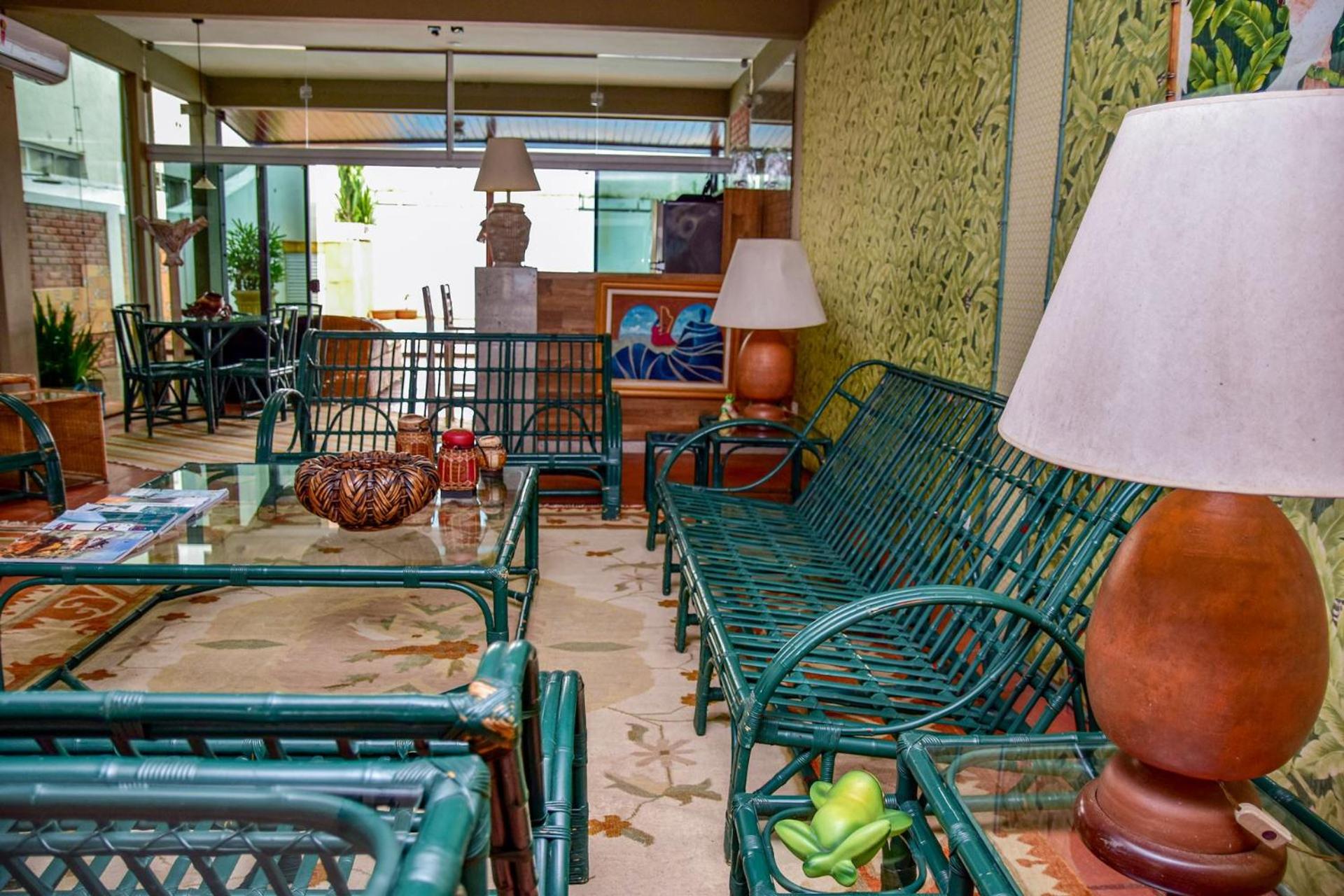 Casa beira mar na Praia da Enseada no Guaruja SP
