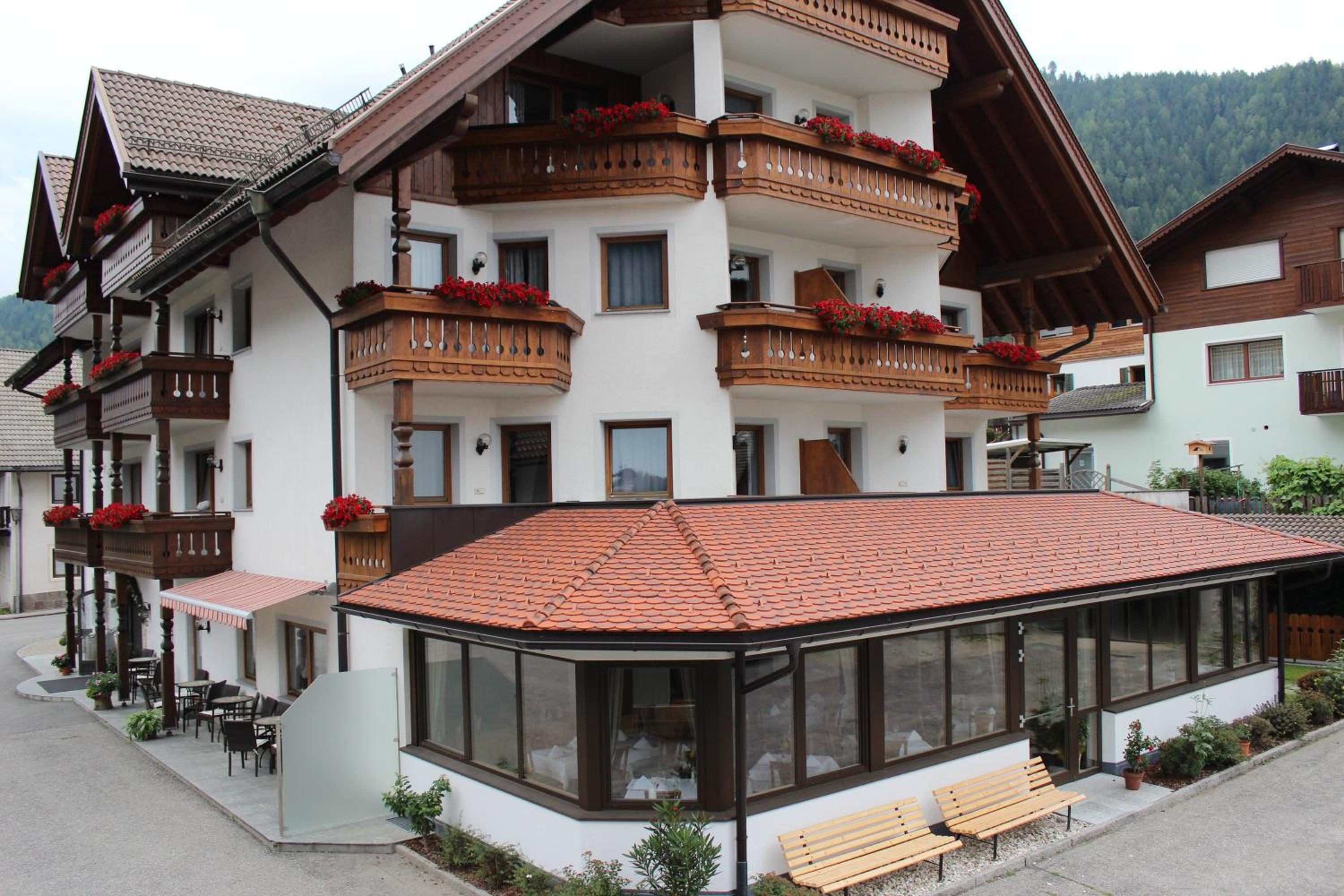 Schmalzlhof Hotel & Apartments