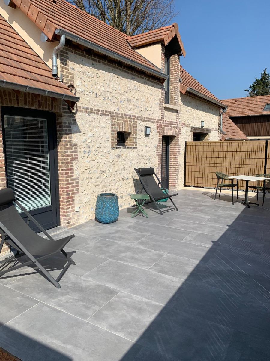 outdoor BBQ area