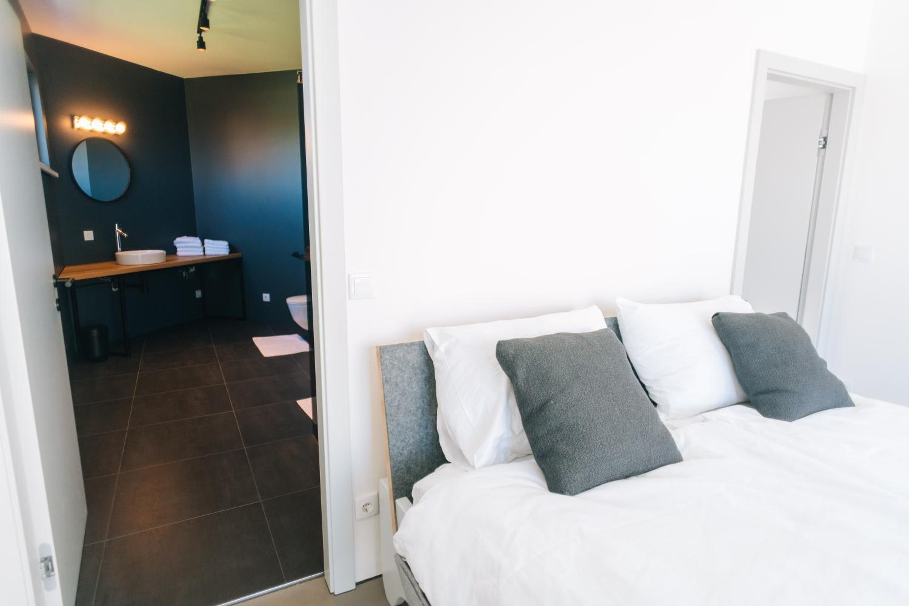 Wave Penthouses