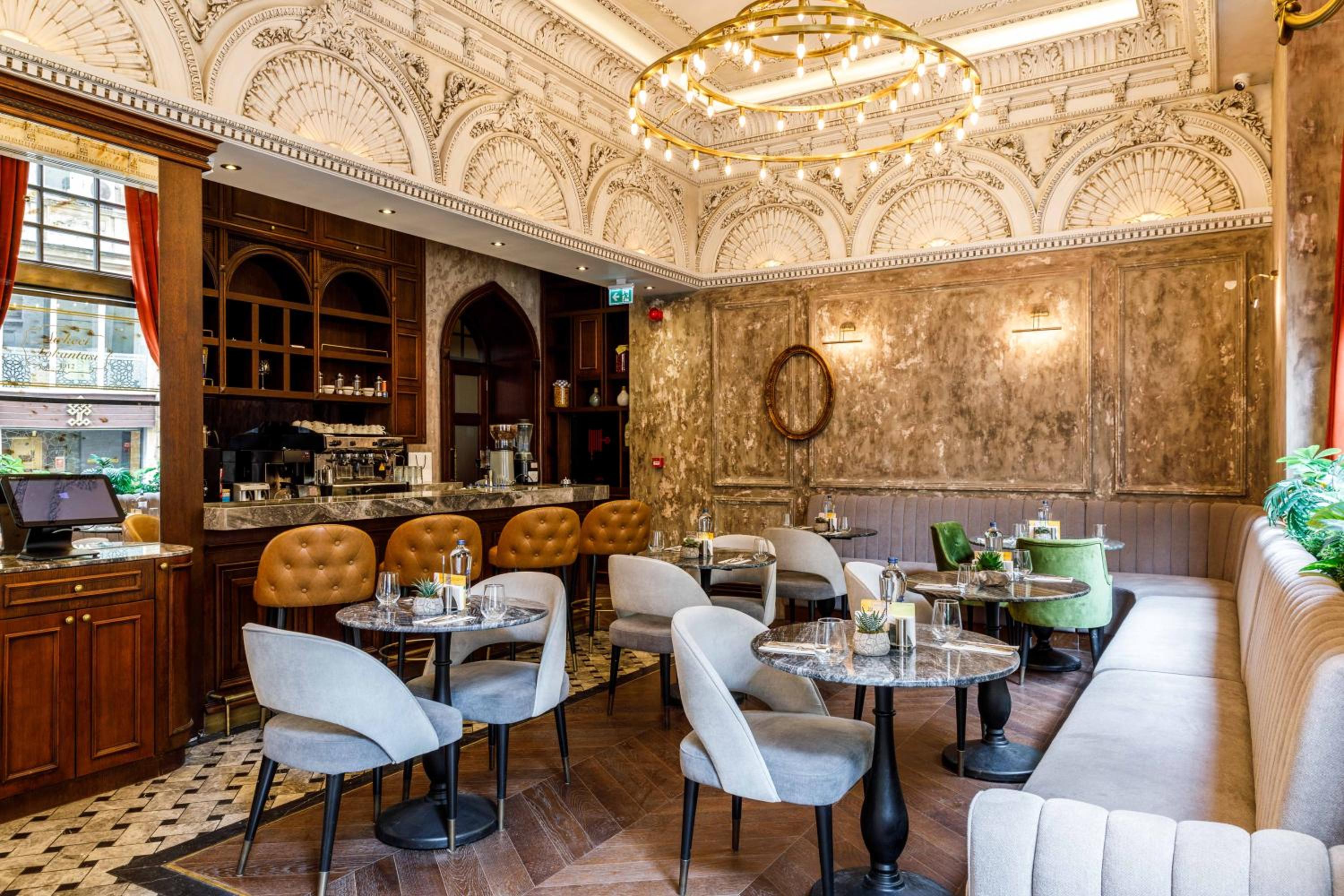 Cronton Design Hotel - Image 72