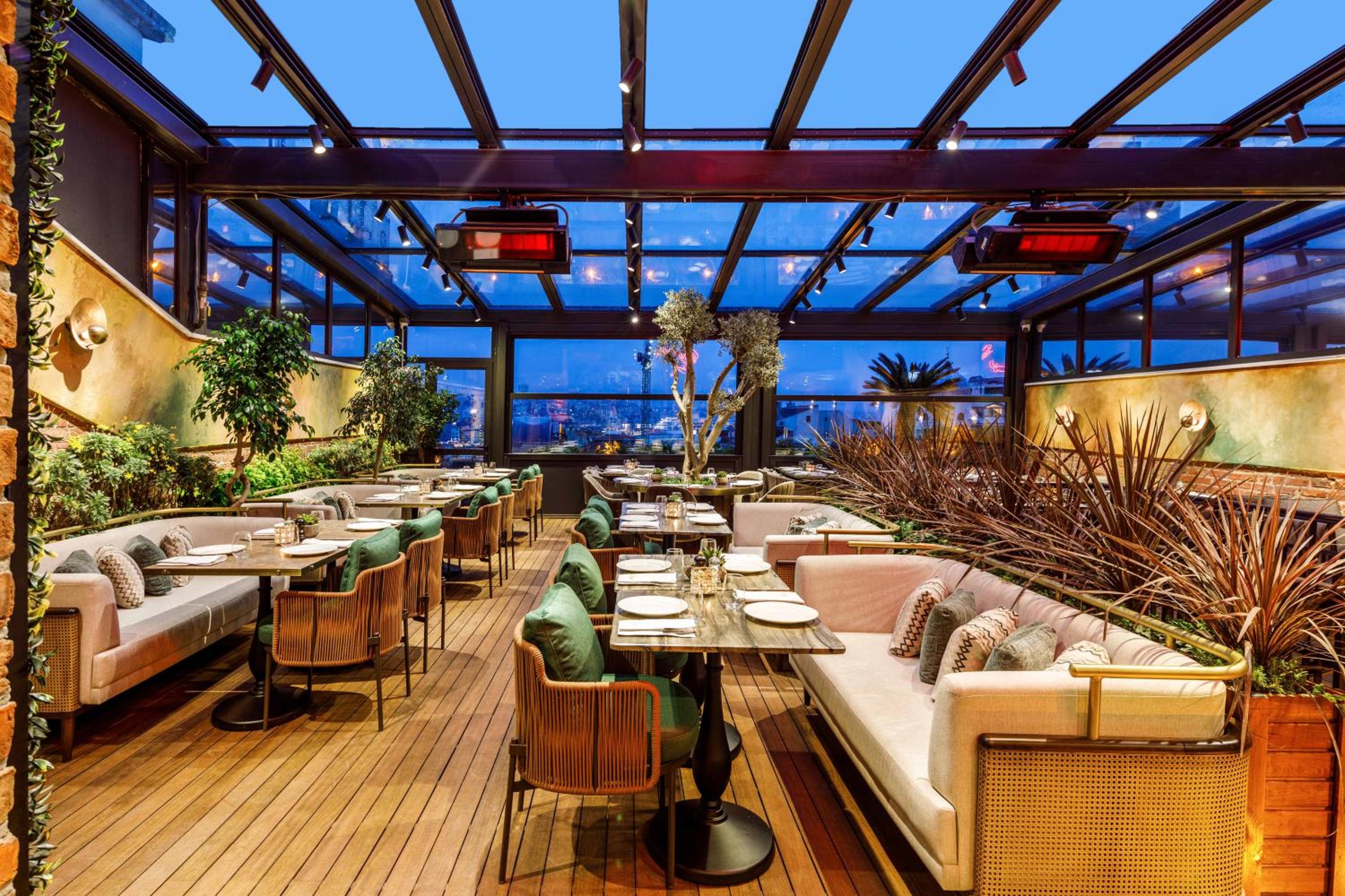 Cronton Design Hotel - Image 82