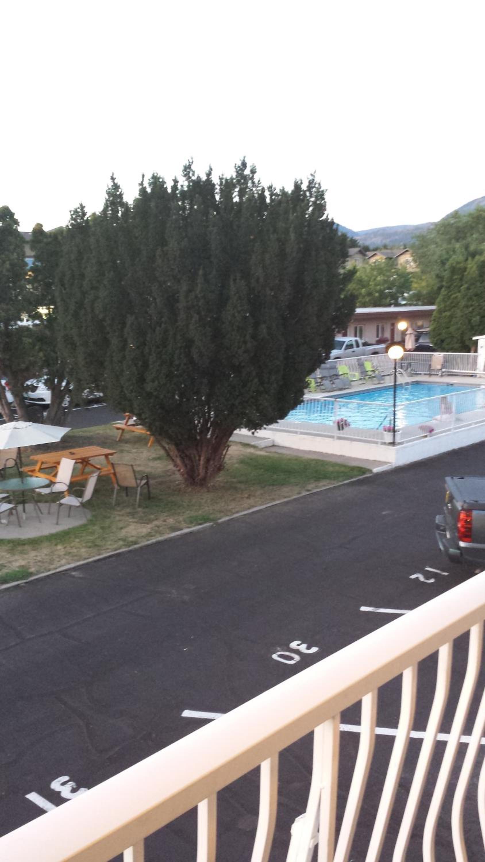 Swiss Sunset Inn