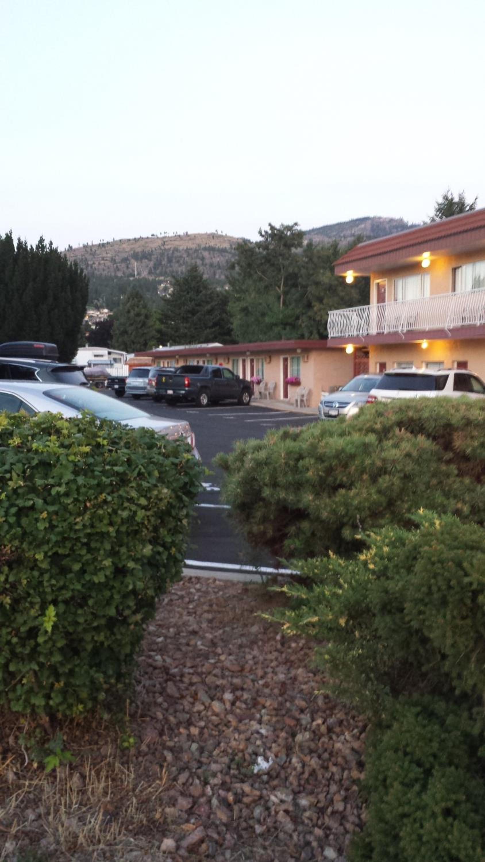 Swiss Sunset Inn