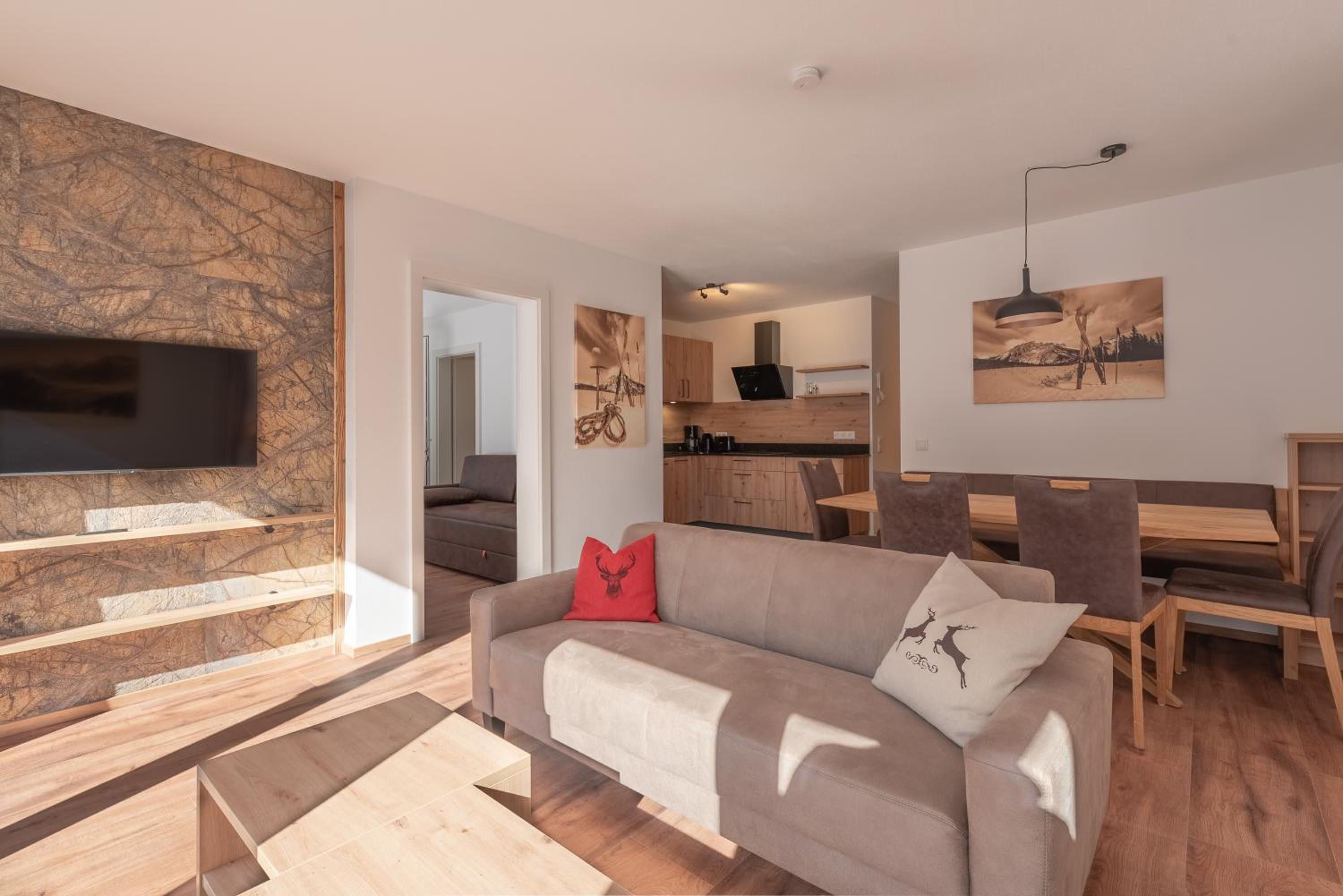 Finest Falken Suites ONE by All in One Apartments view 3
