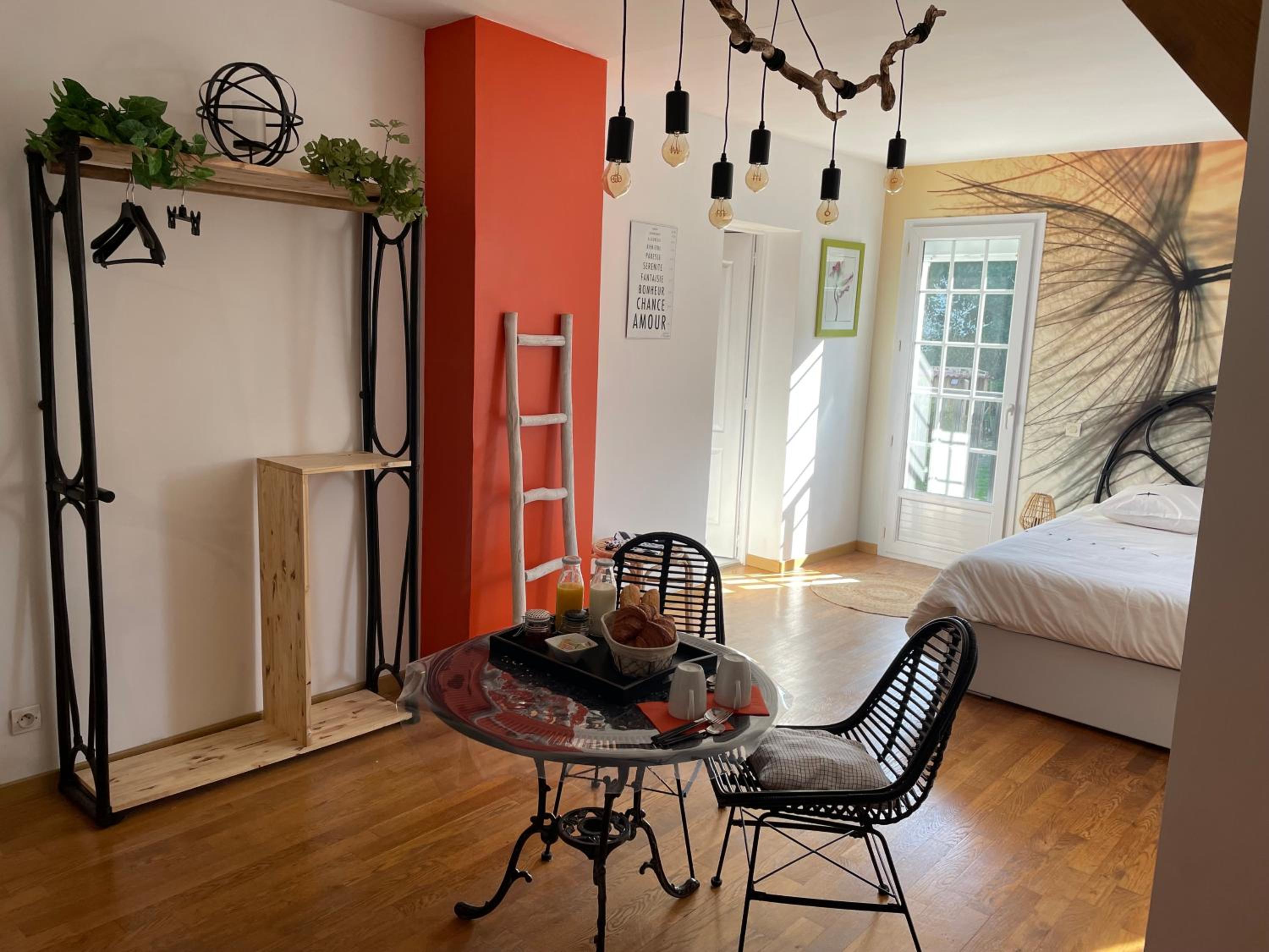 Belle Chambre Double ORANGE Tout Bonnement Bien