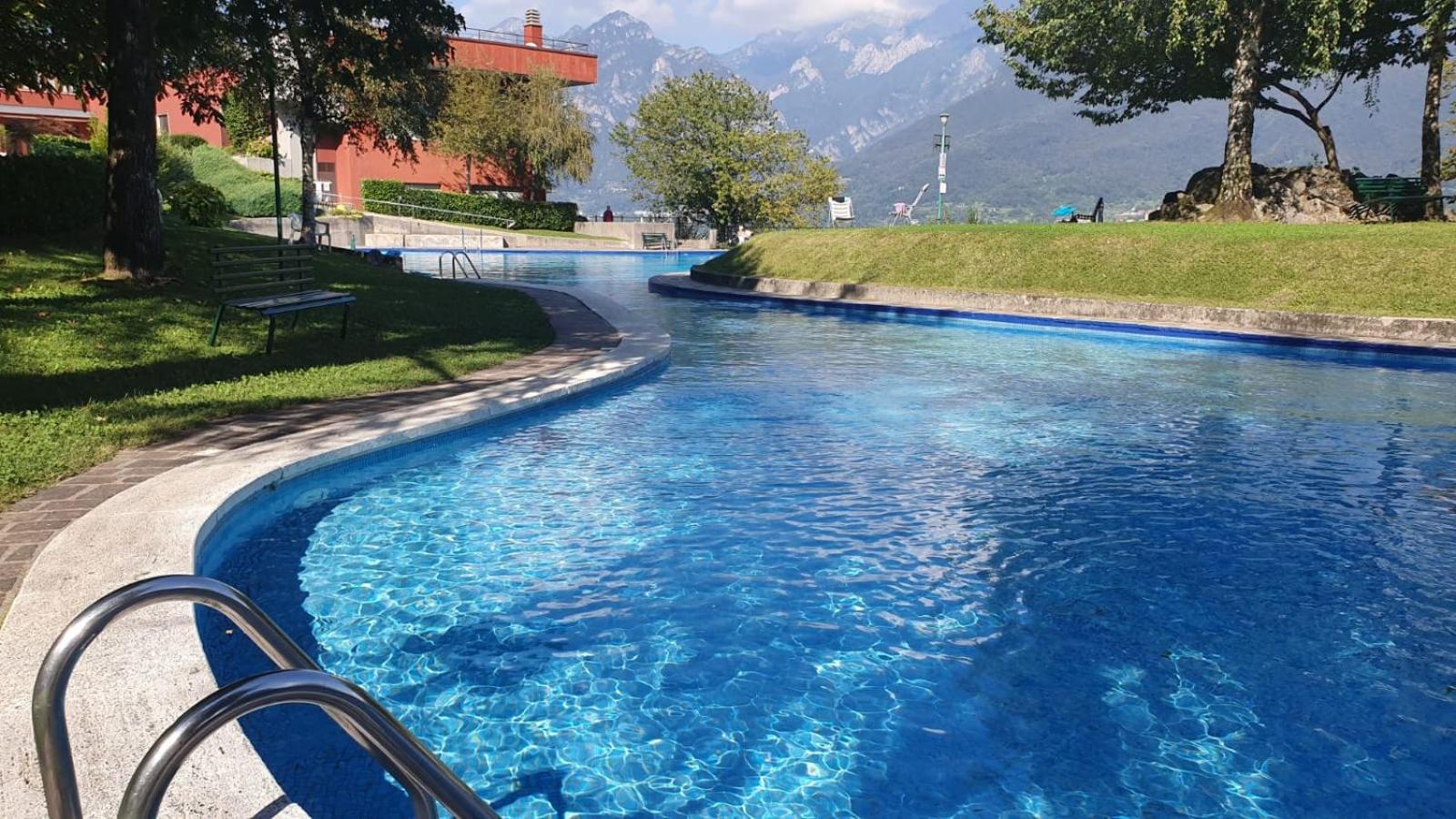 La bella vista sul lago di Como photo 3