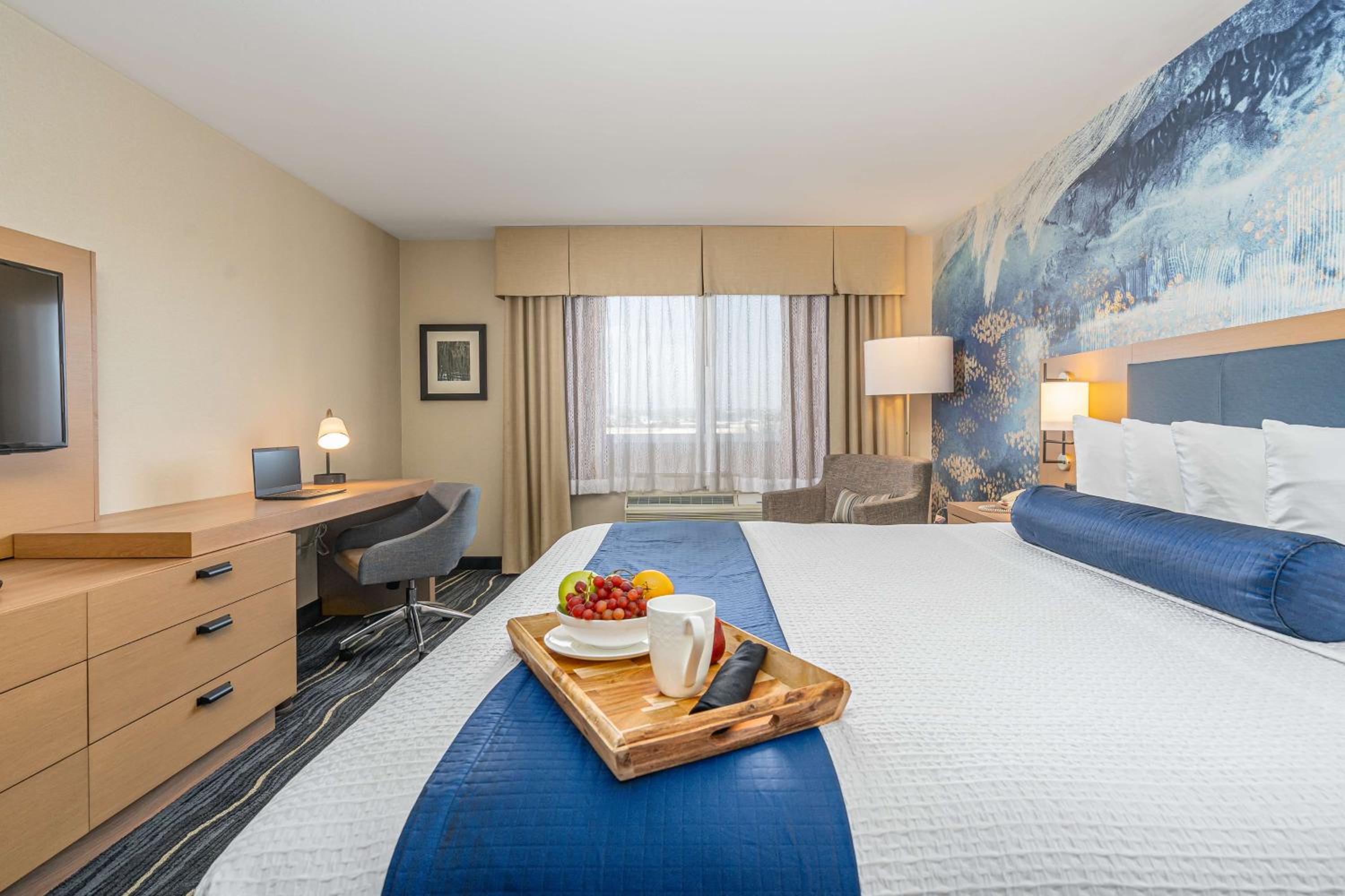 Best Western Plus Marina Gateway Hotel - Property Image 35