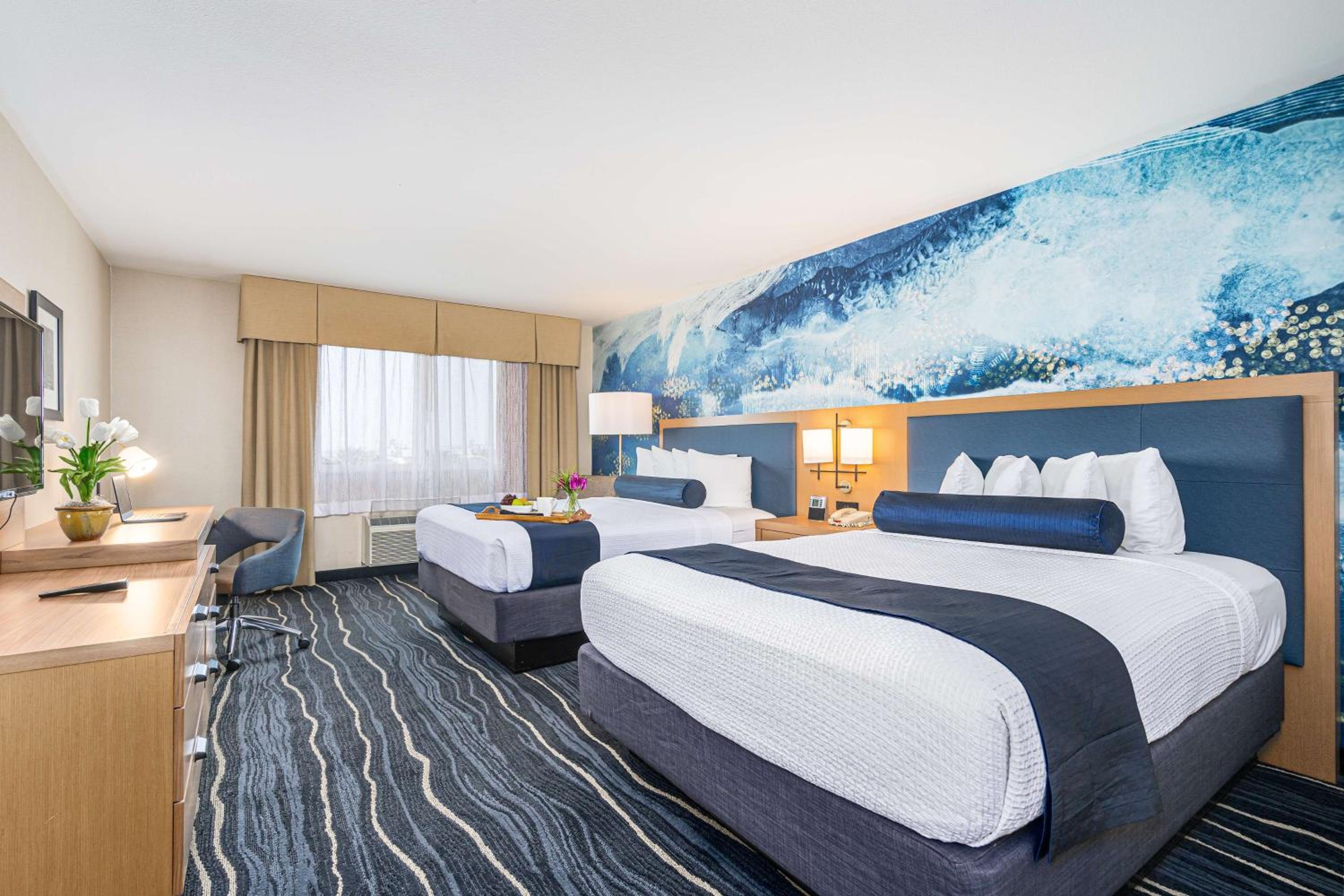 Best Western Plus Marina Gateway Hotel - Property Image 44