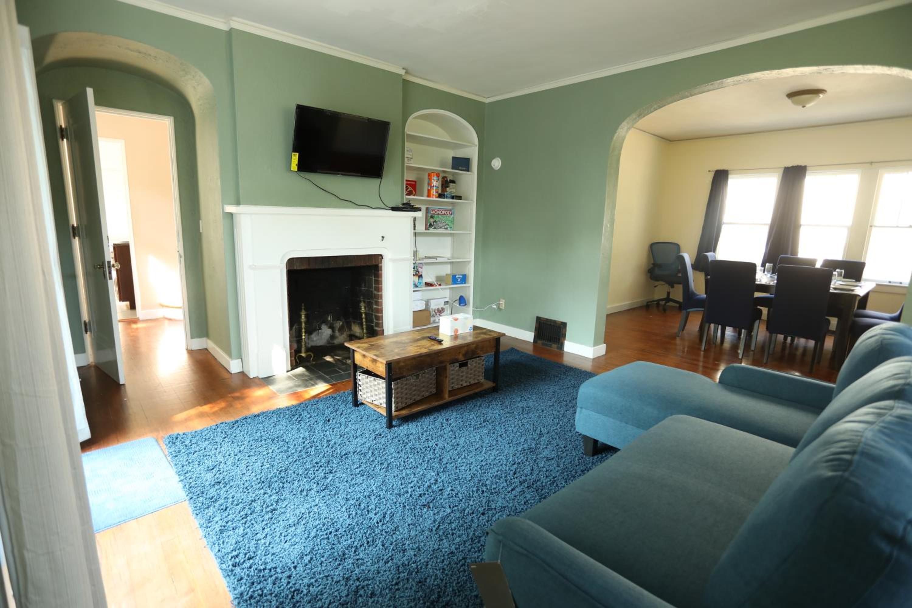 Blue House, Blocks from Ross-Aide, Mackey, Samara House, Birck Golf Complex view 5