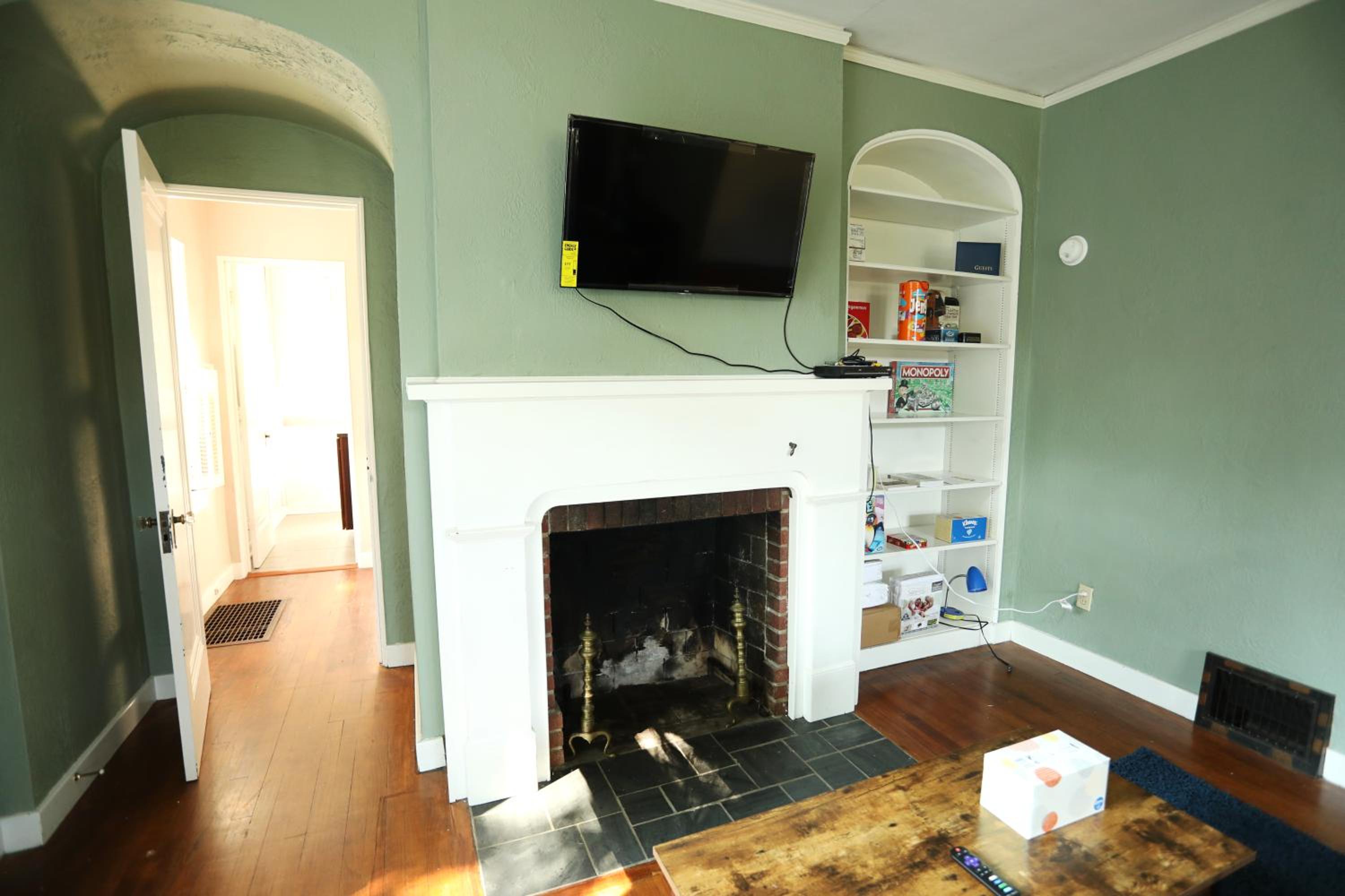 Photo 6