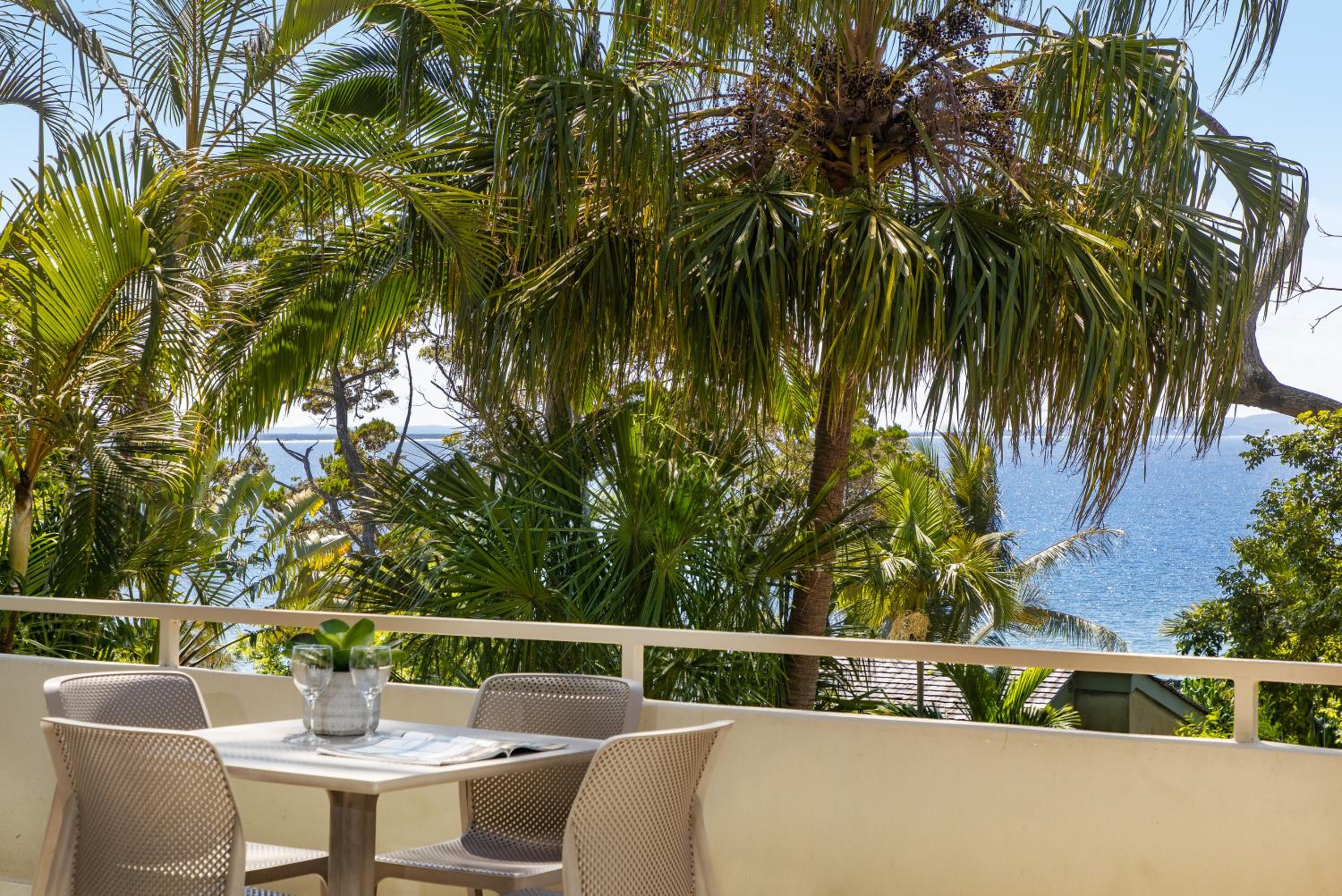 Cove Point 1, Artful Coastal Escape Revamped
