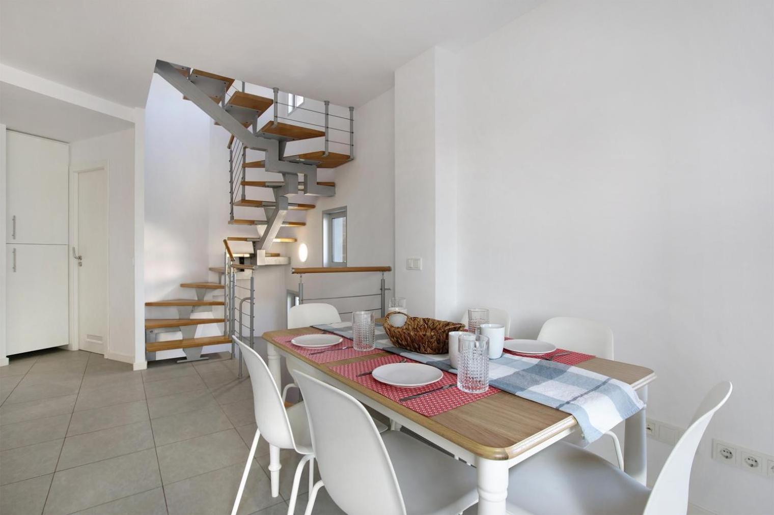 Beautiful Duplex Facing The Beach photo 4