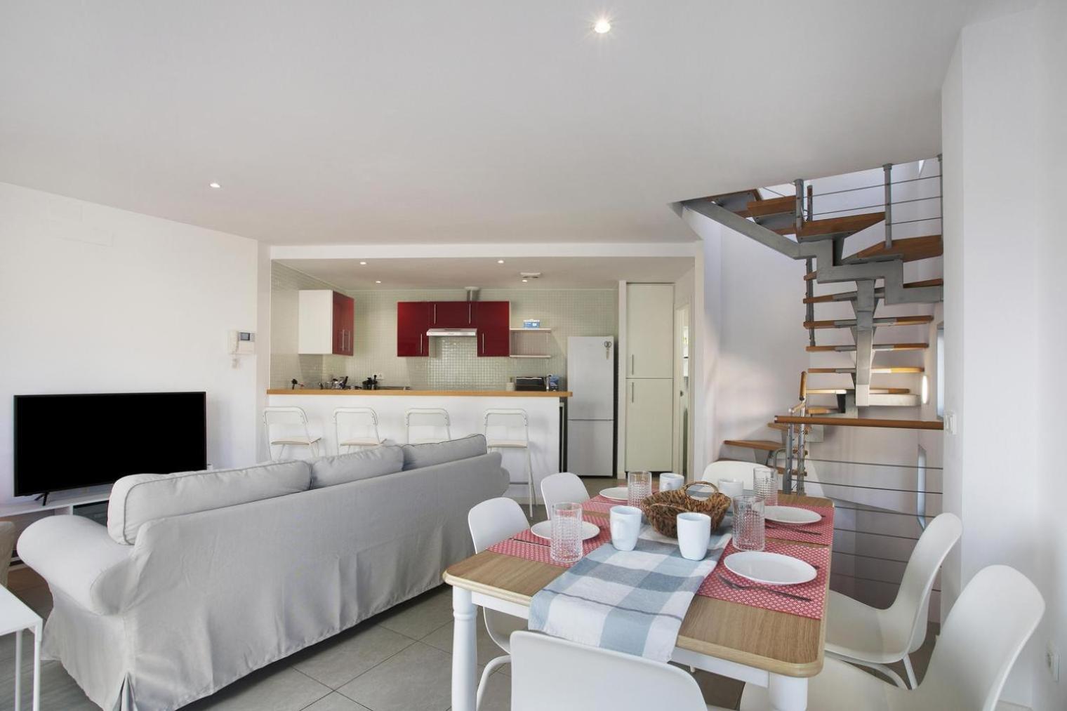 Beautiful Duplex Facing The Beach photo 5