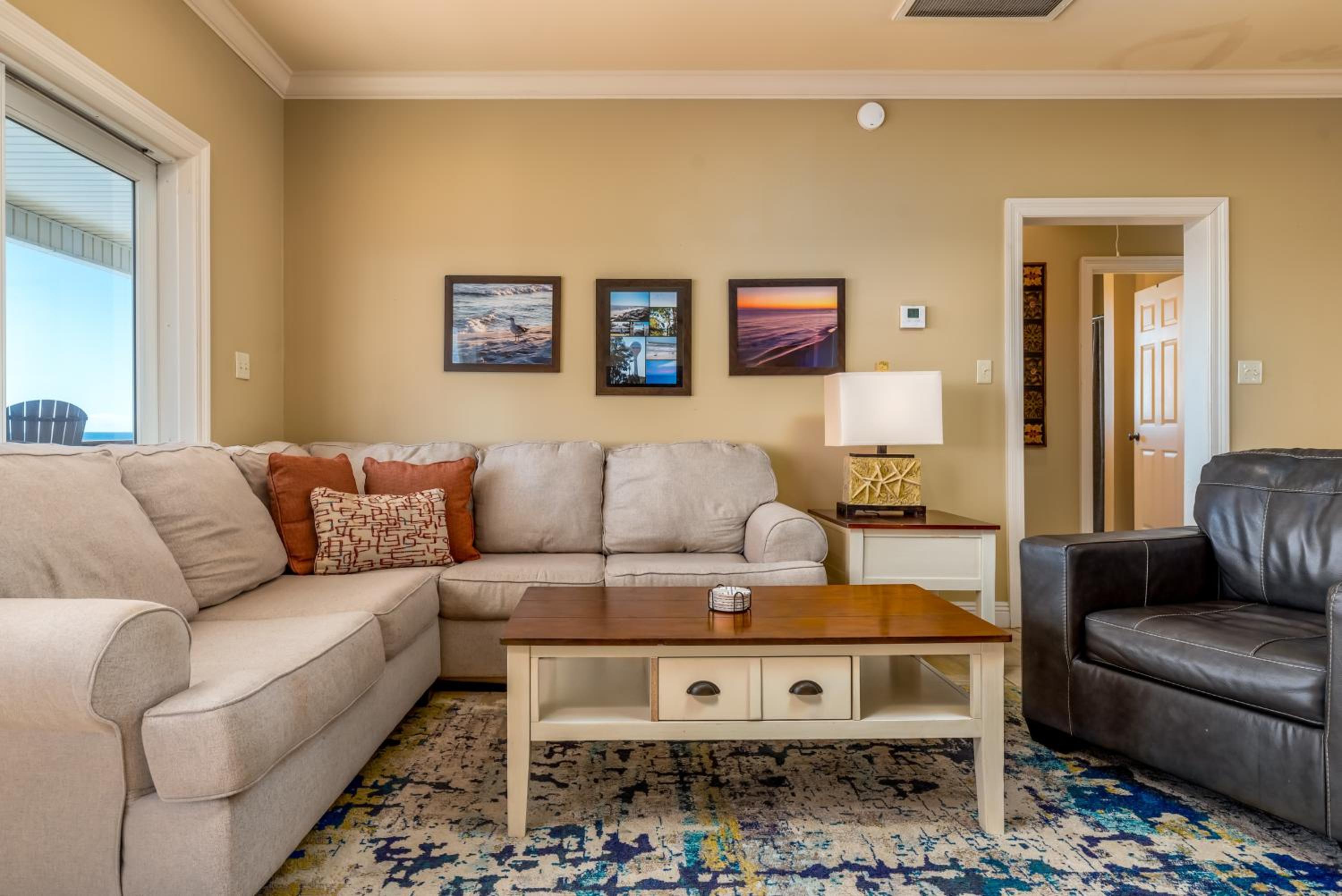 KeyWester - BEACHFRONT! Pet Friendly! Sit on the back deck and listen to the waves crash, home