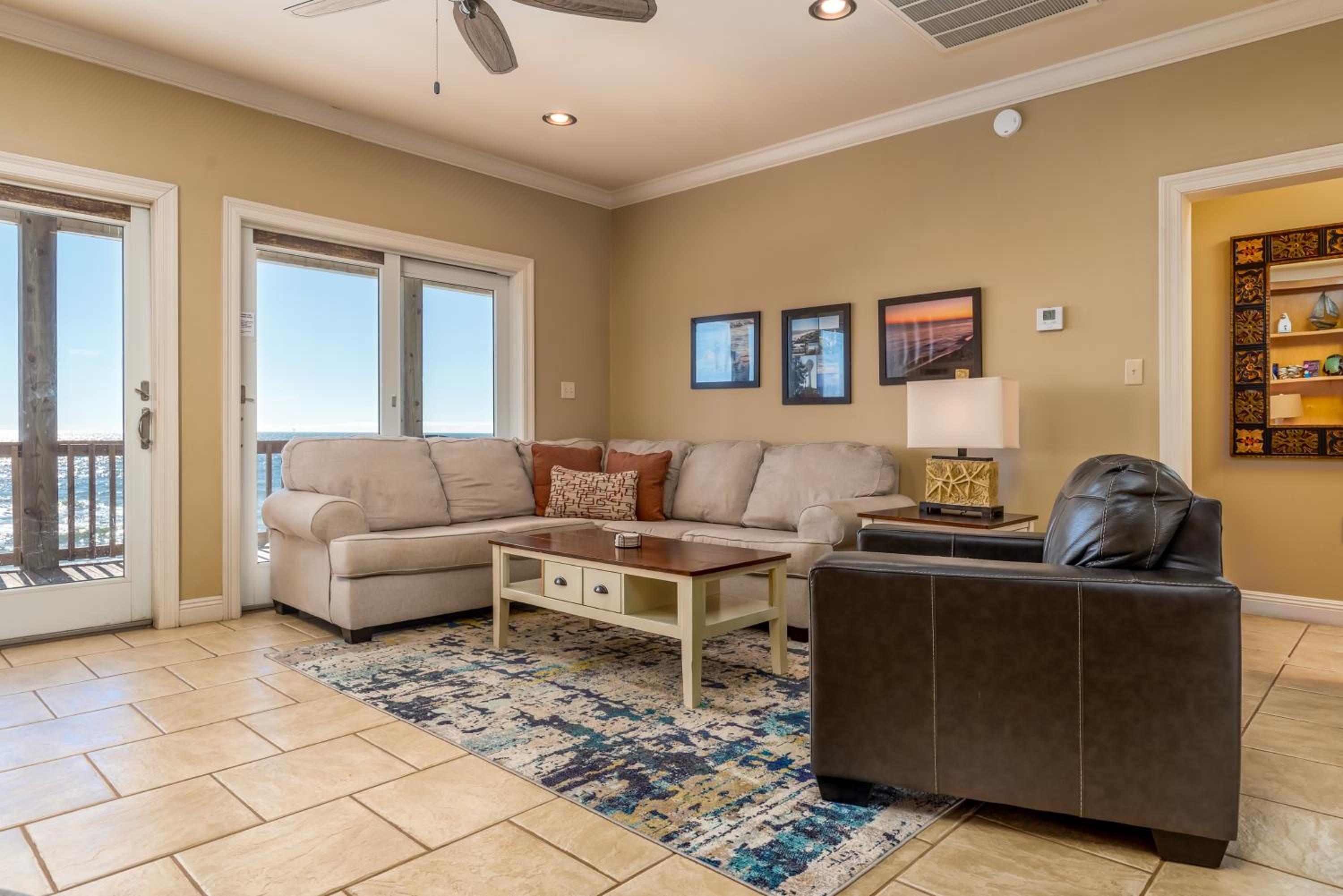 KeyWester - BEACHFRONT! Pet Friendly! Sit on the back deck and listen to the waves crash, home