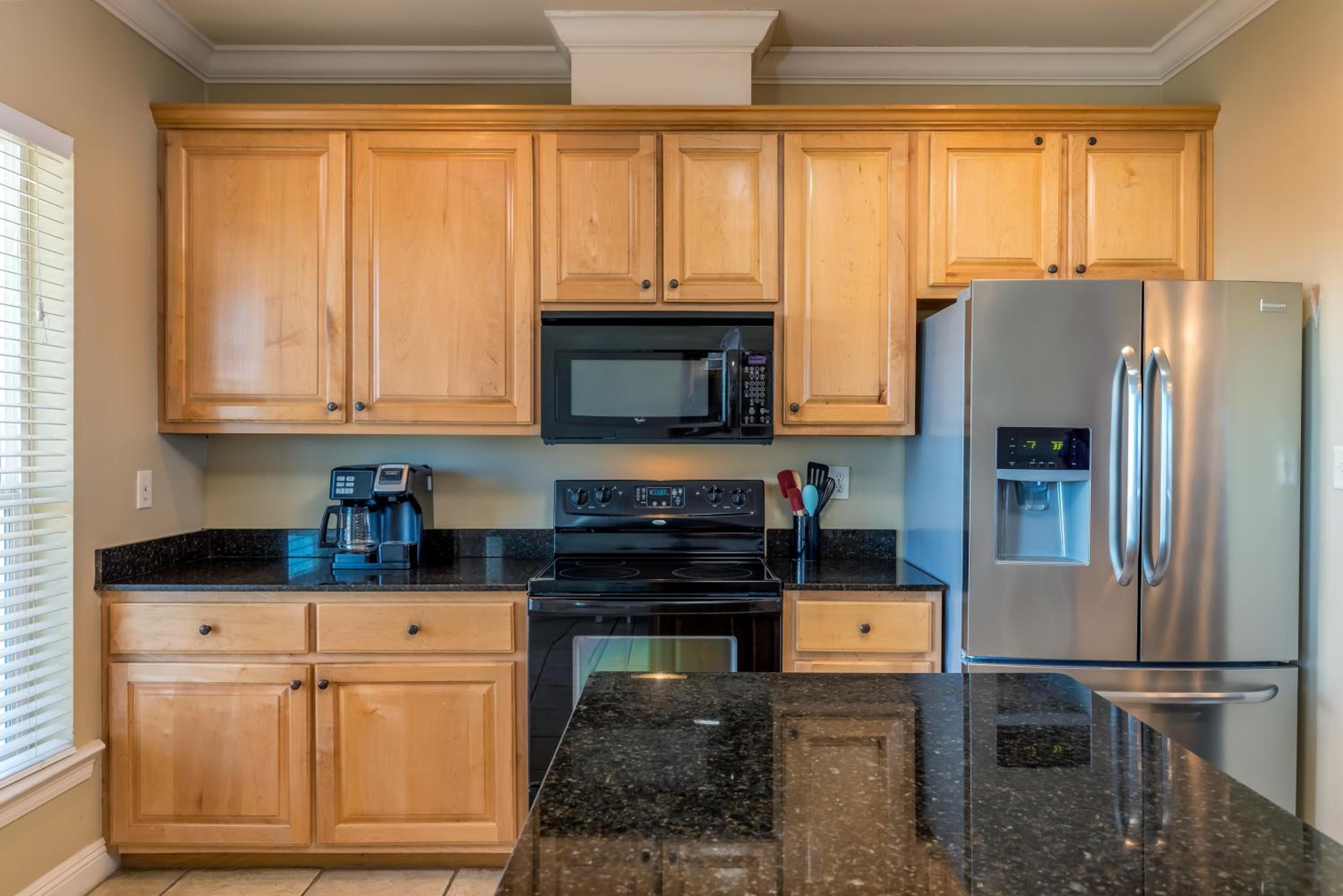 KeyWester - BEACHFRONT! Pet Friendly! Sit on the back deck and listen to the waves crash, home