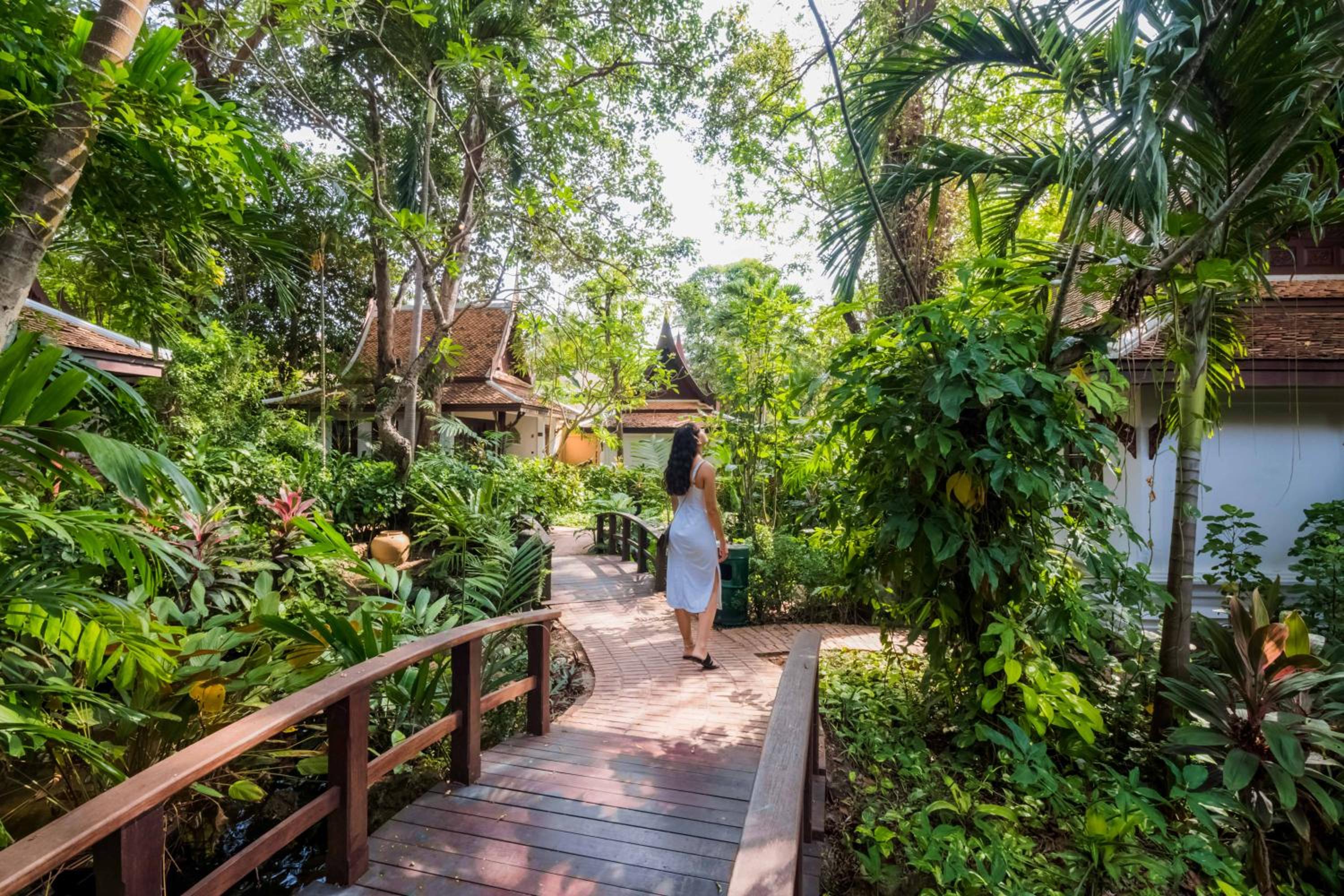 Anavana Beach Resort
