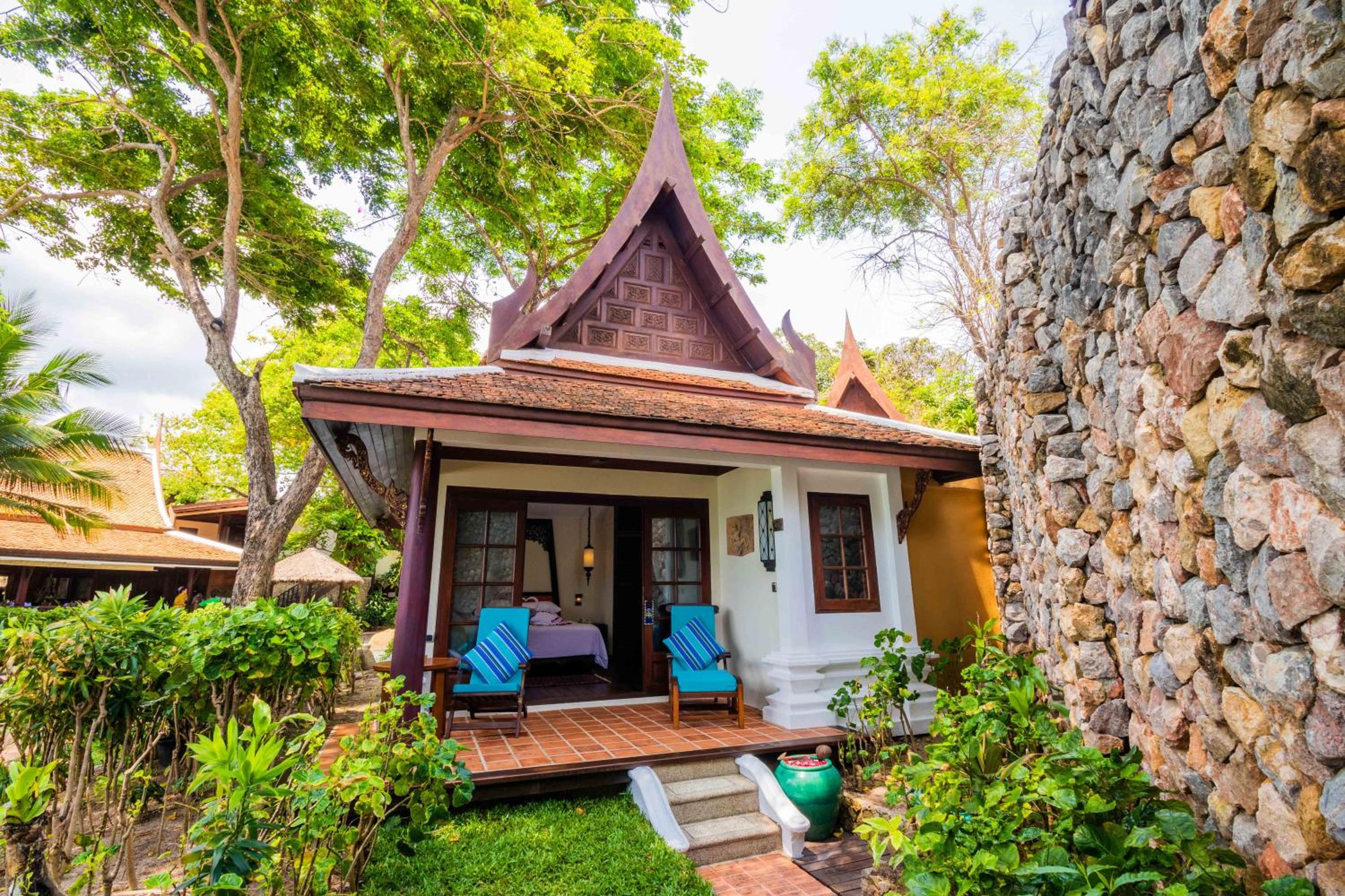 Anavana Beach Resort
