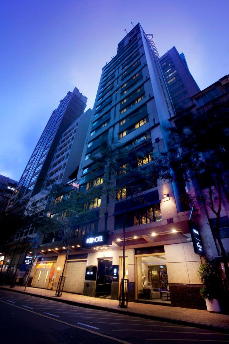 Xi Hotel