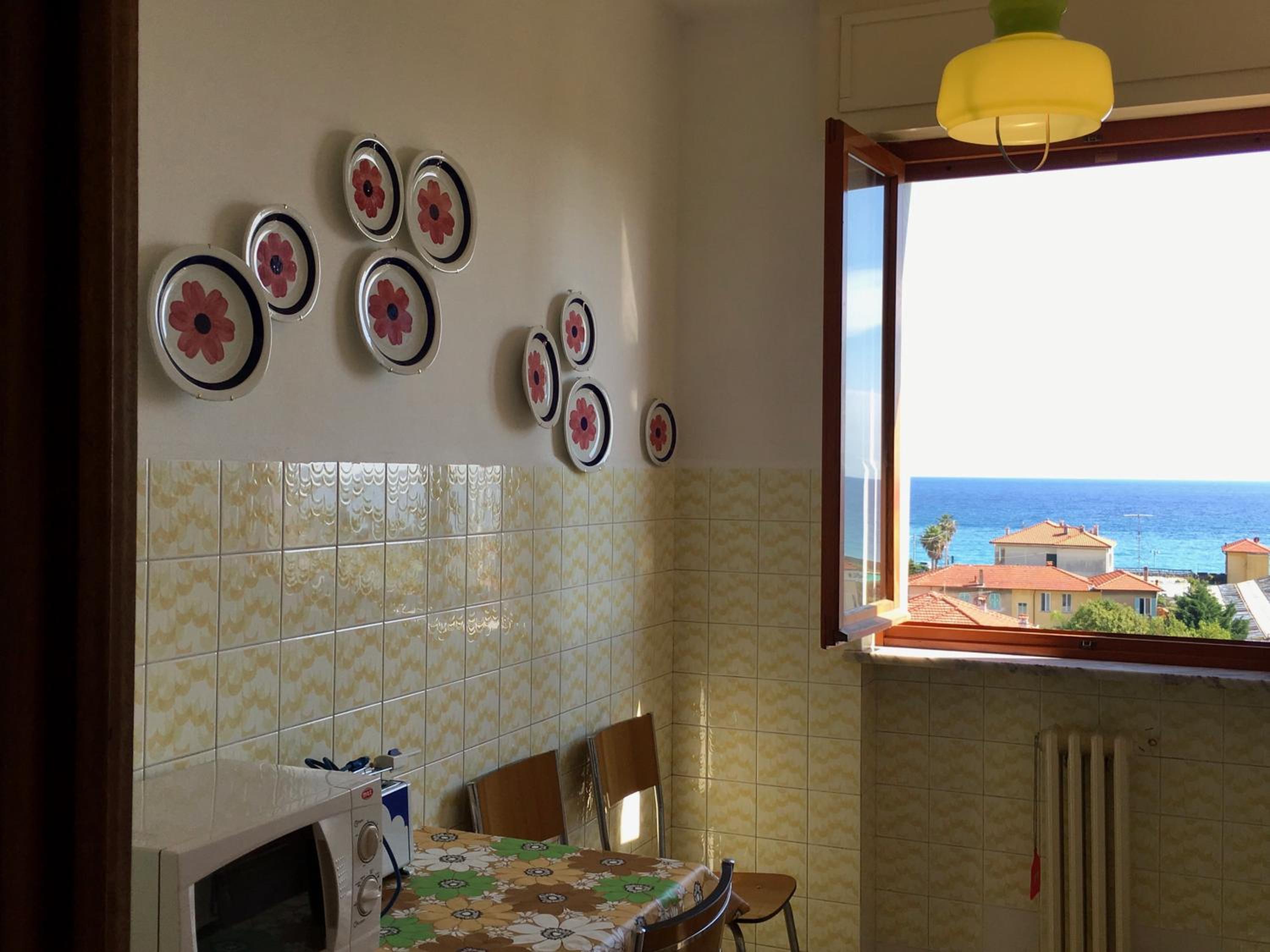Costa Azzurra view 4