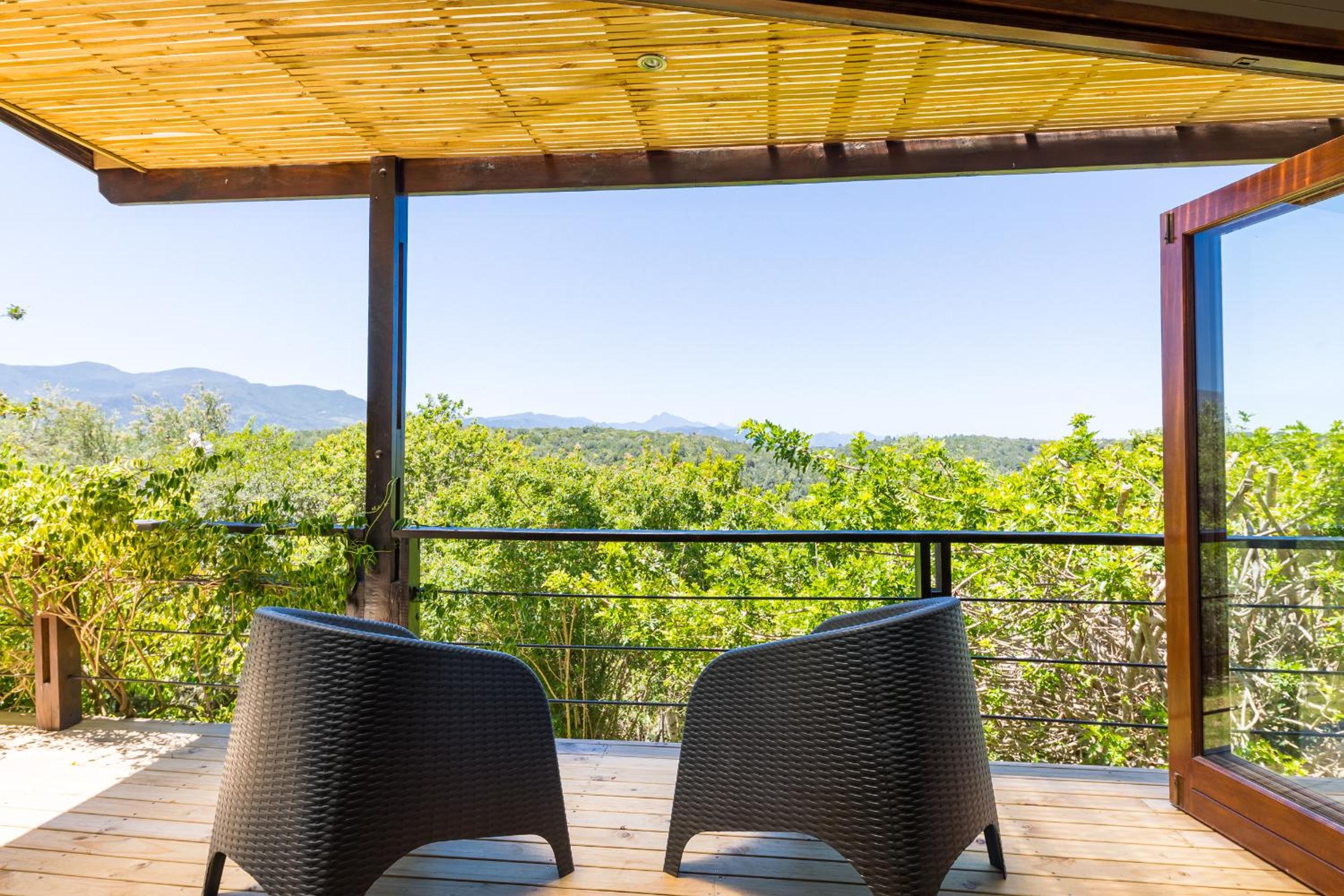 Hog Hollow Country Lodge view 4
