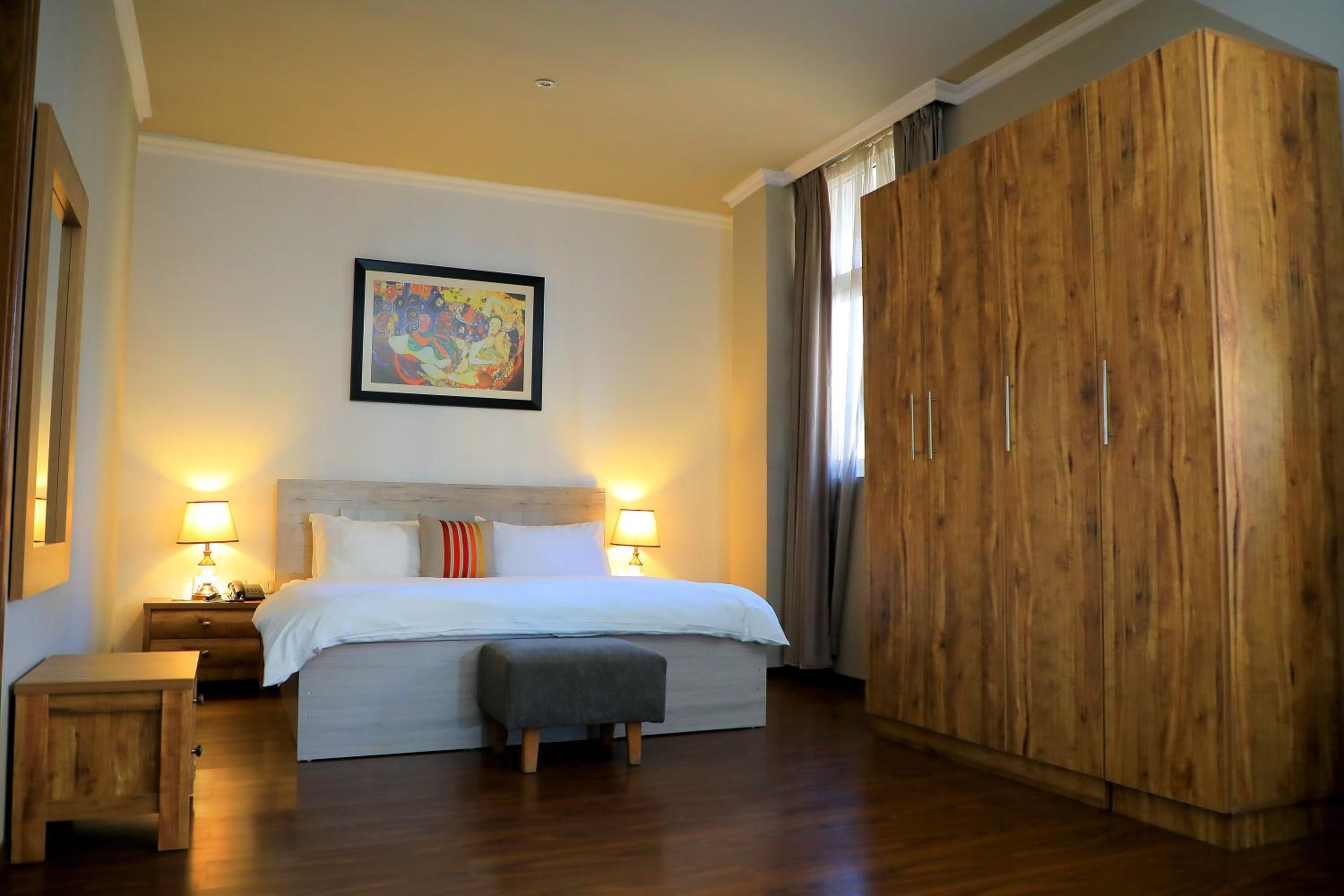 Victoria Hotel Apartment