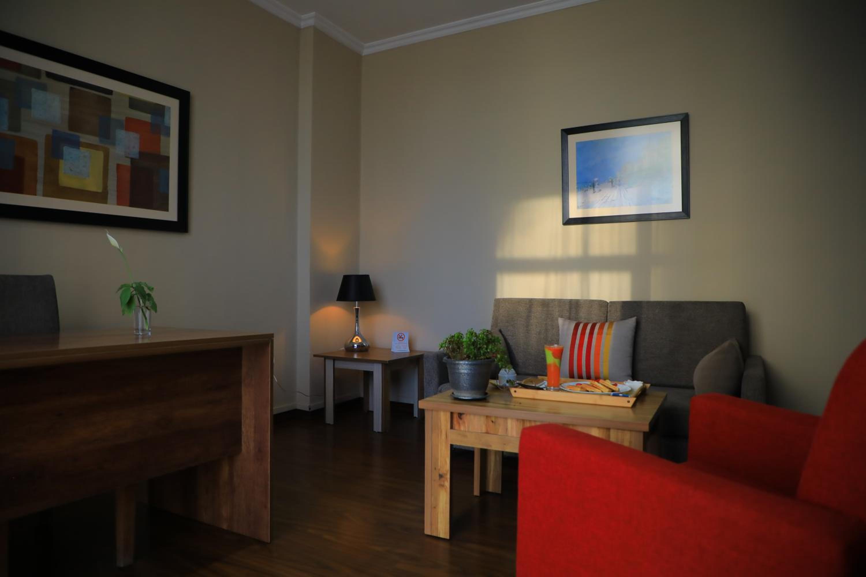 Victoria Hotel Apartment