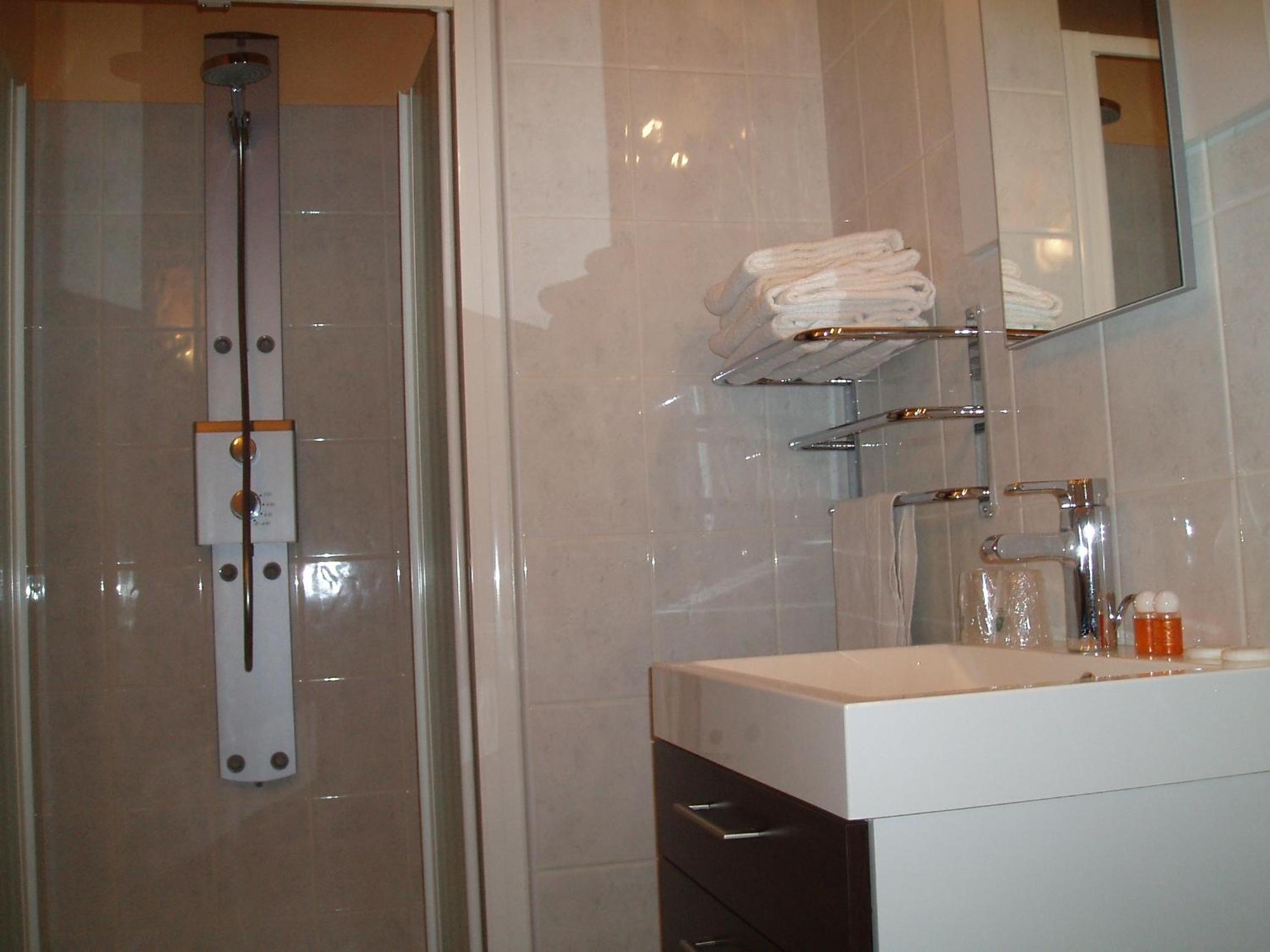 Photo 41