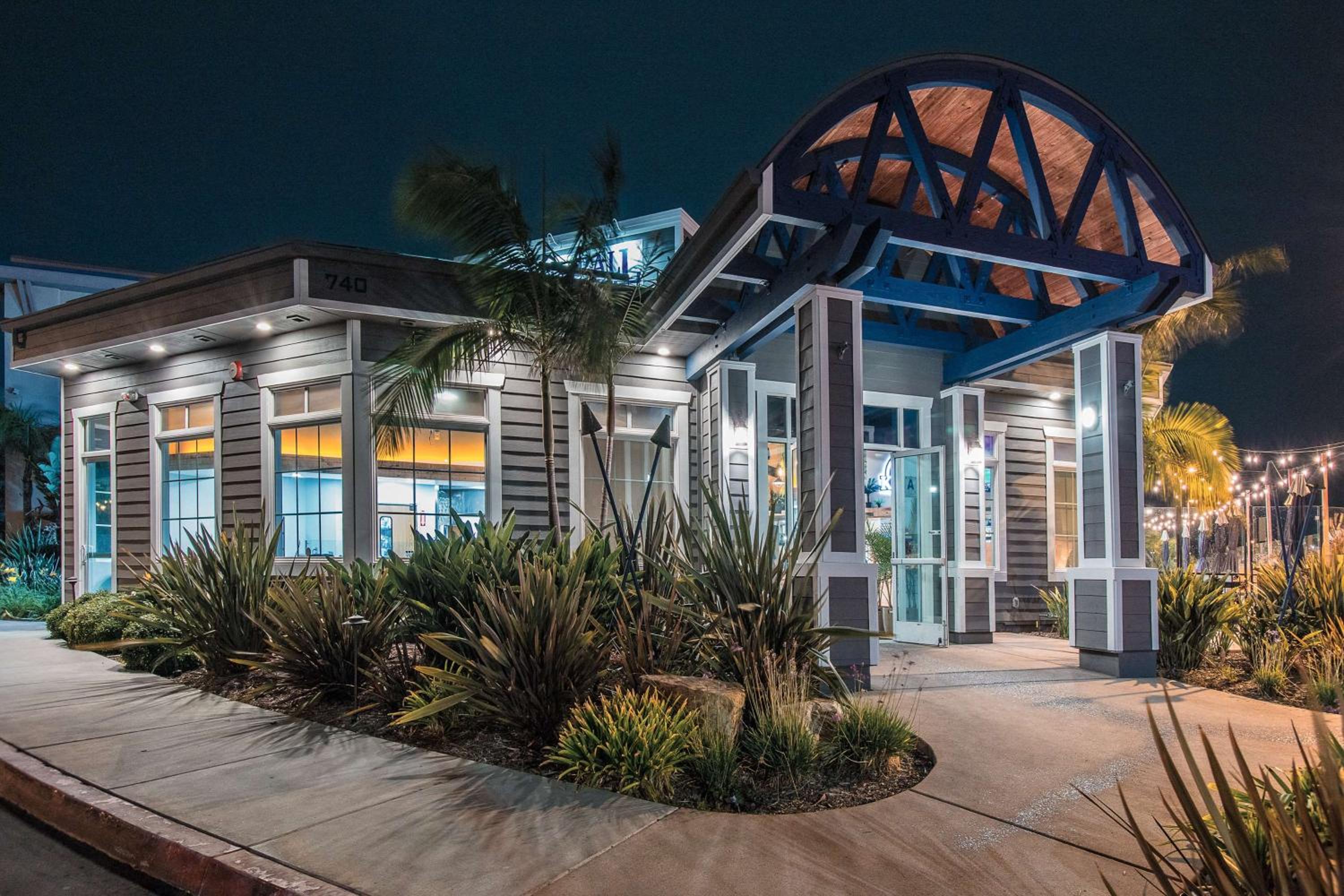 Best Western Plus Marina Gateway Hotel - Property Image 60