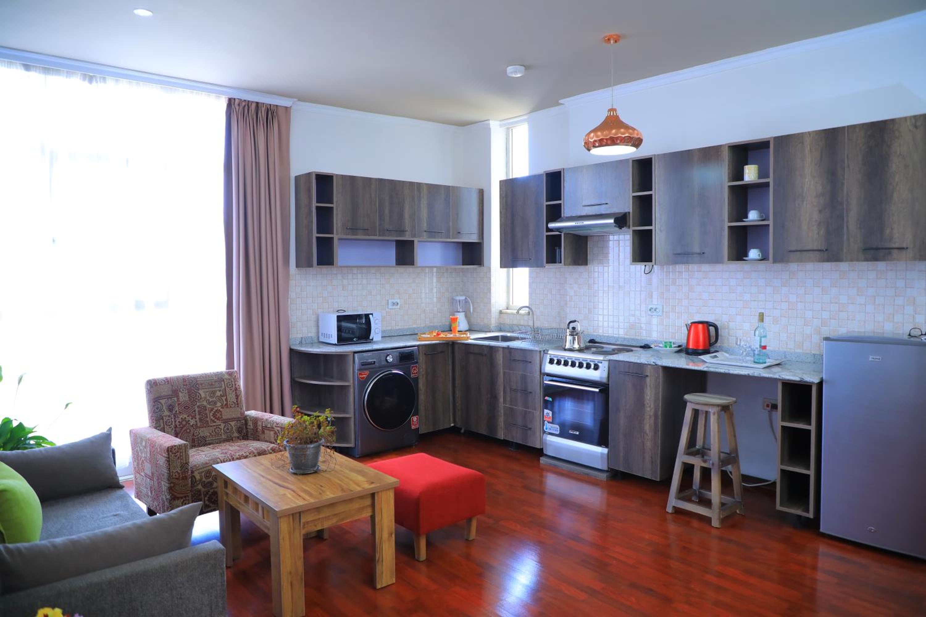 Victoria Hotel Apartment