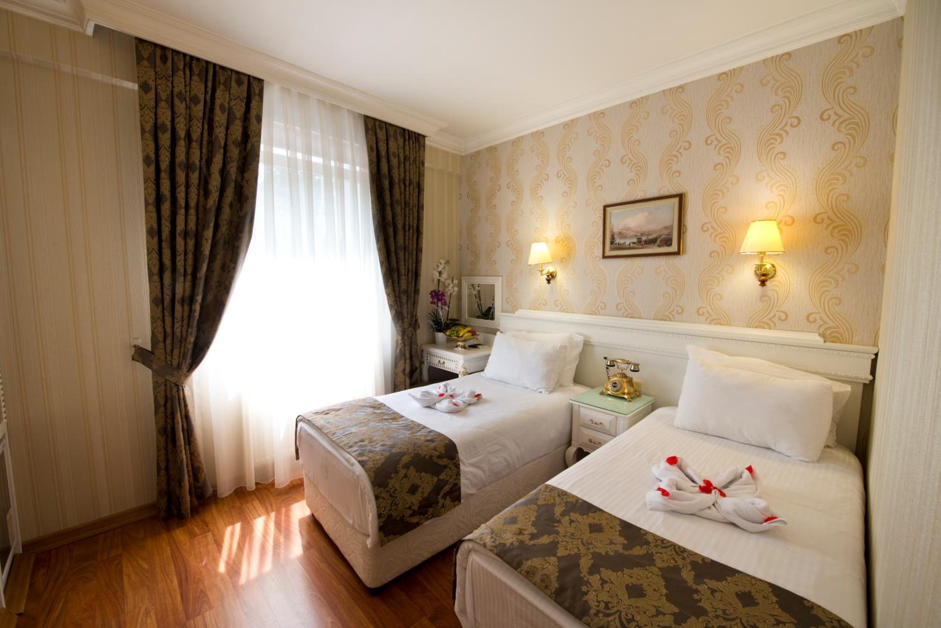 Golden Horn Hotel
