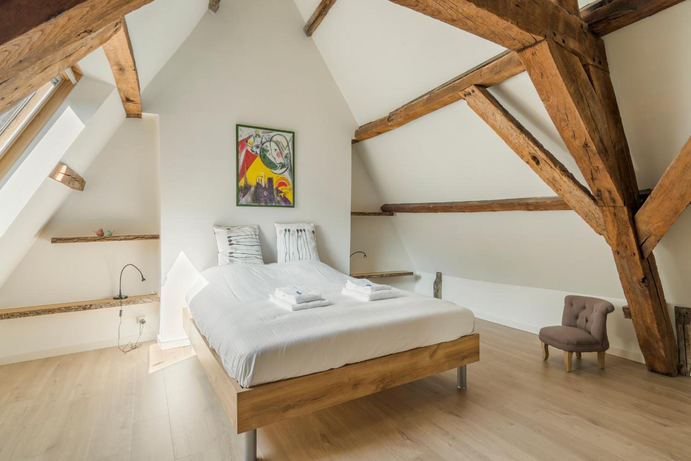 TOP& ruim duplex woning in PATERSHOL,centrum Gent!