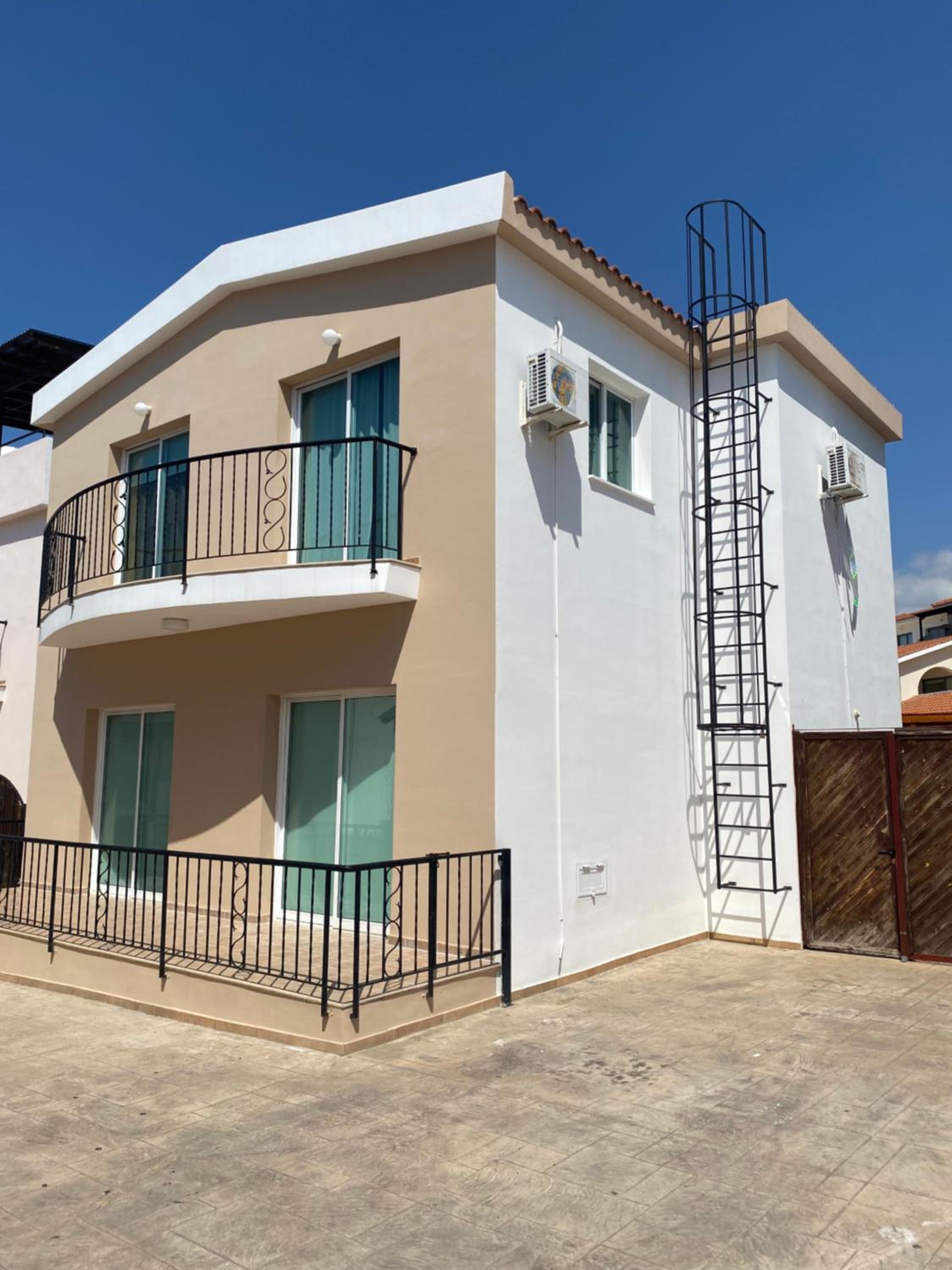 Three Bedroom Casa de Paphos view 2