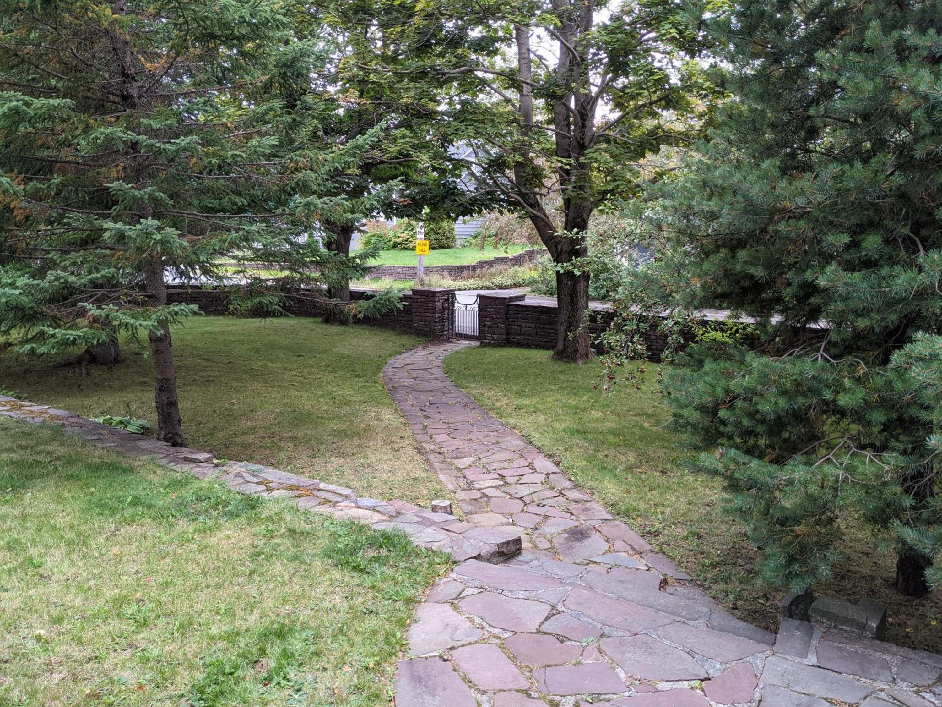 Hill Road Manor Bed & Breakfast view 5