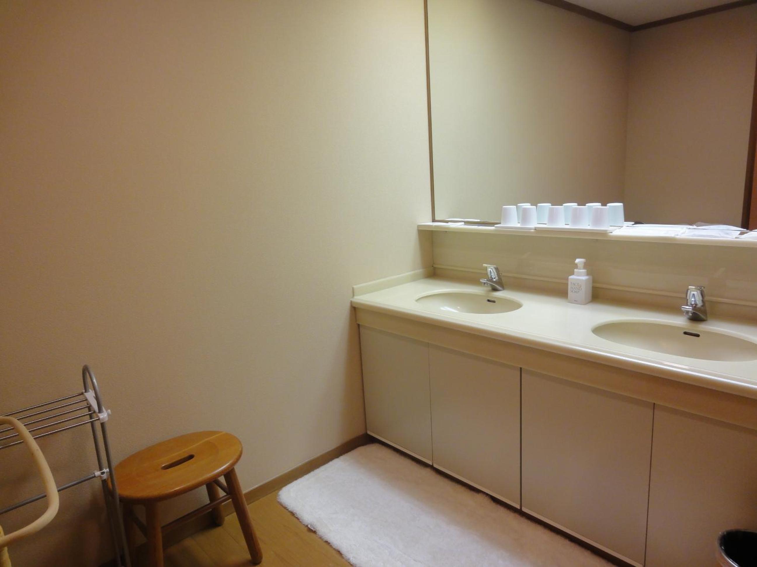 Photo 51