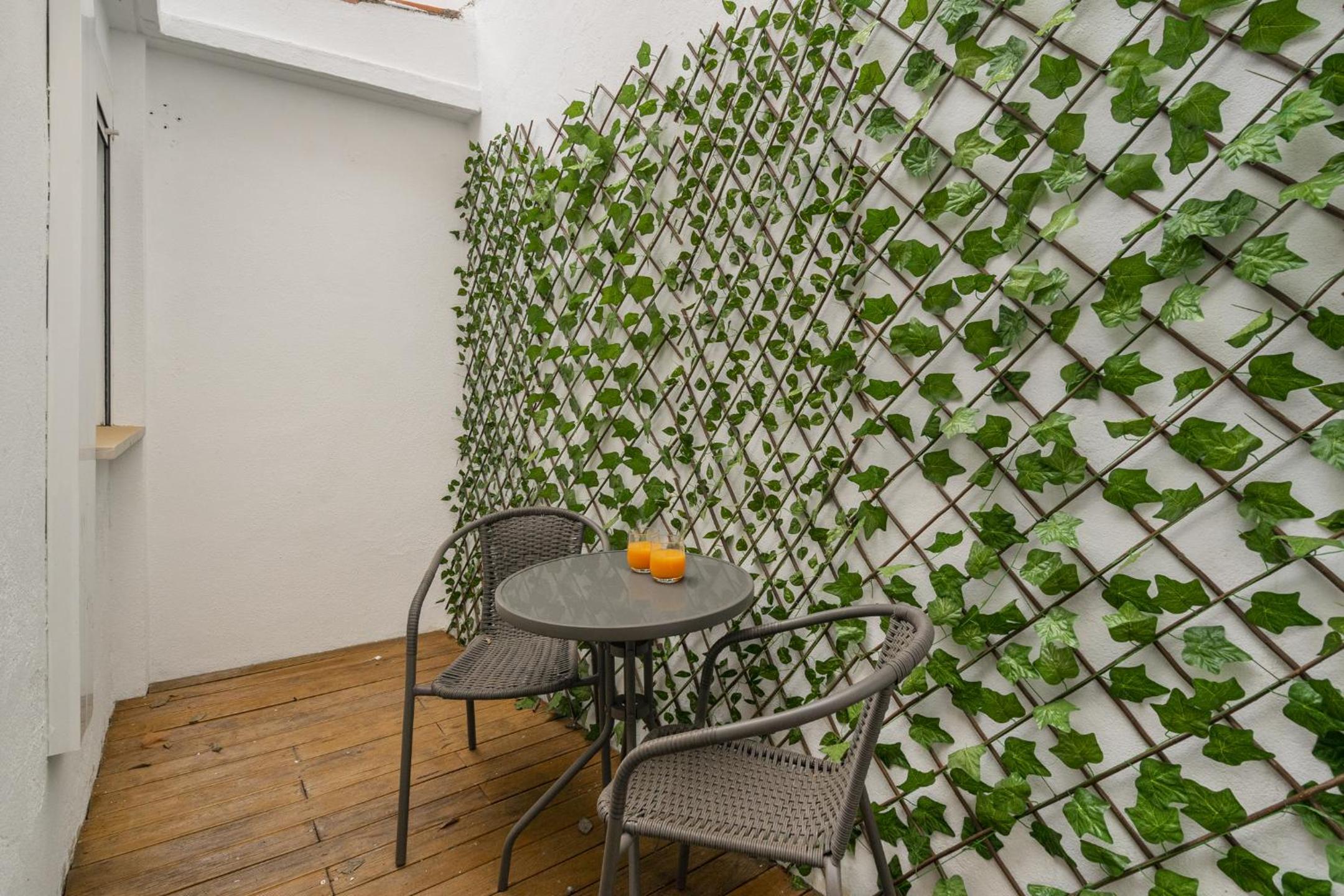 WHome | Alfama Deluxe Apartment view 2