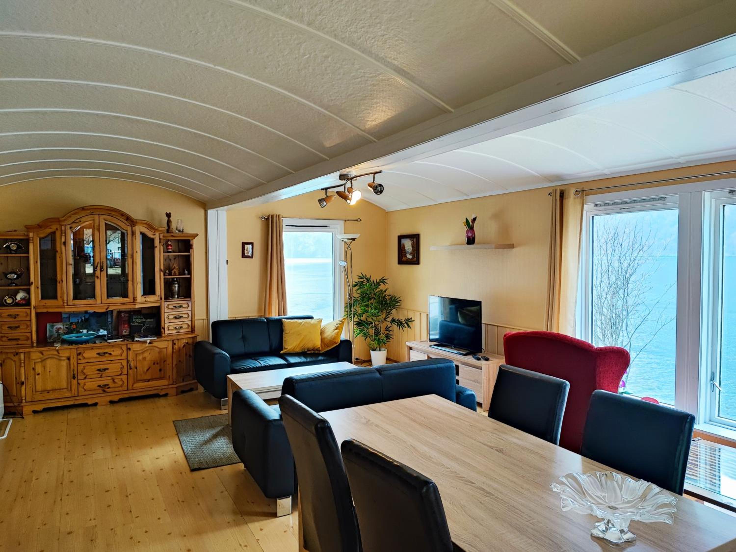Visit Undredal