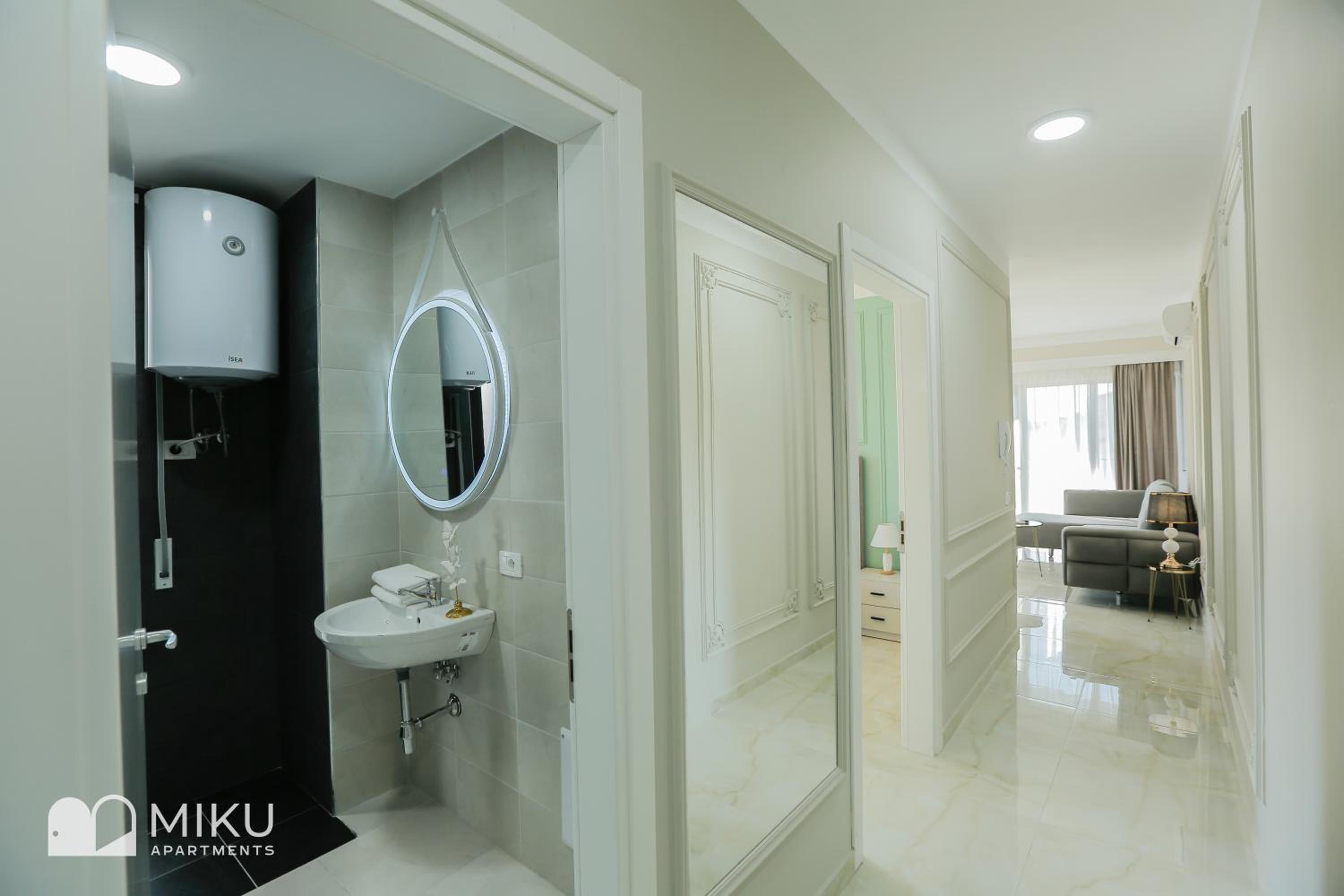 Miku Apartment - Lovely 1 Bedroom Spectacular View