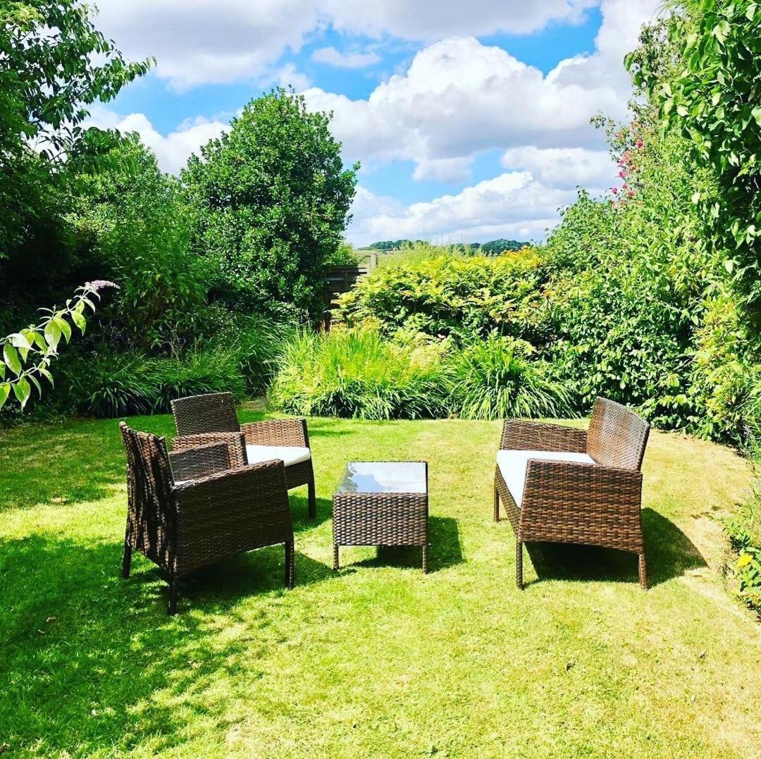 Ashmount Country House