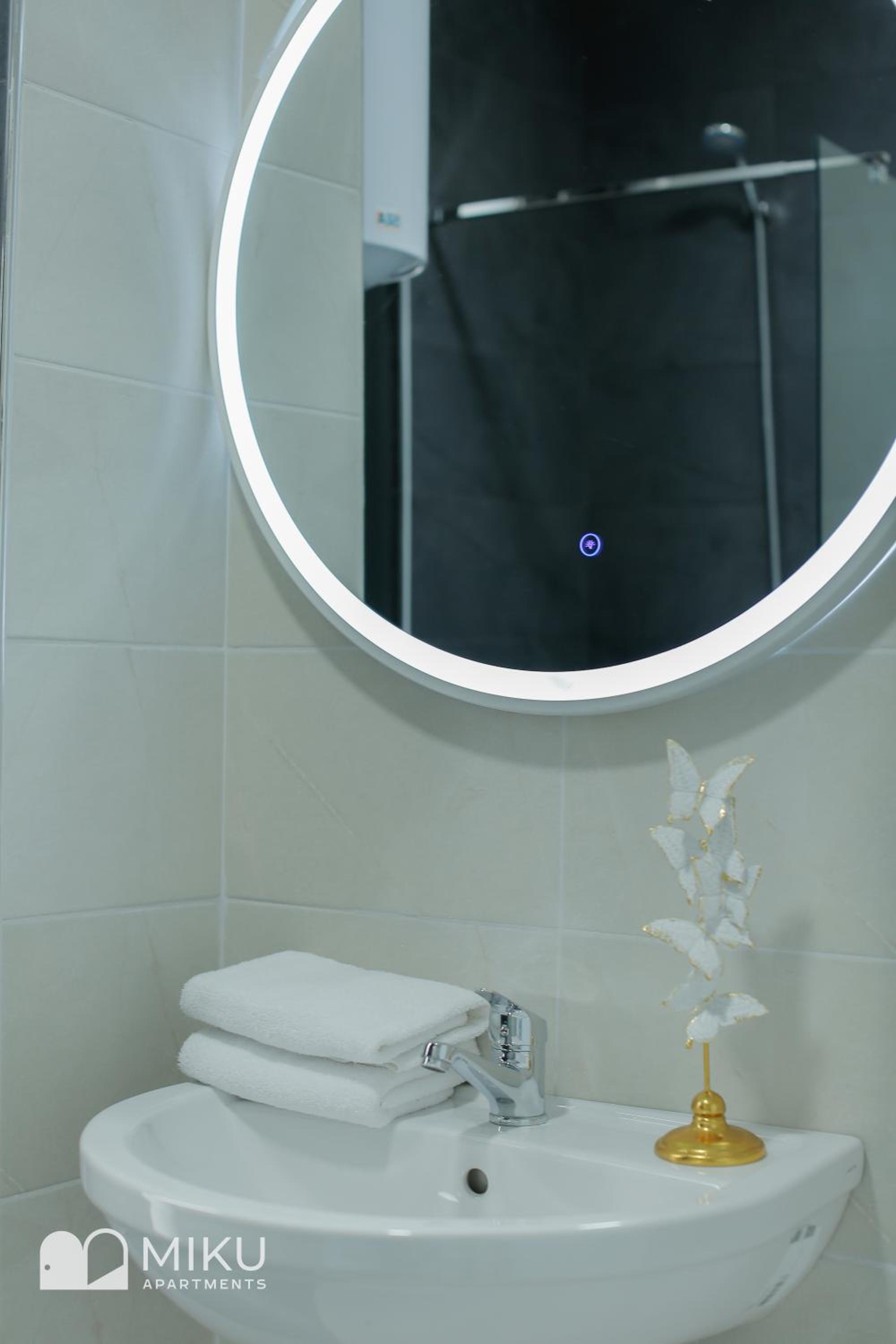 Miku Apartment - Lovely 1 Bedroom Spectacular View