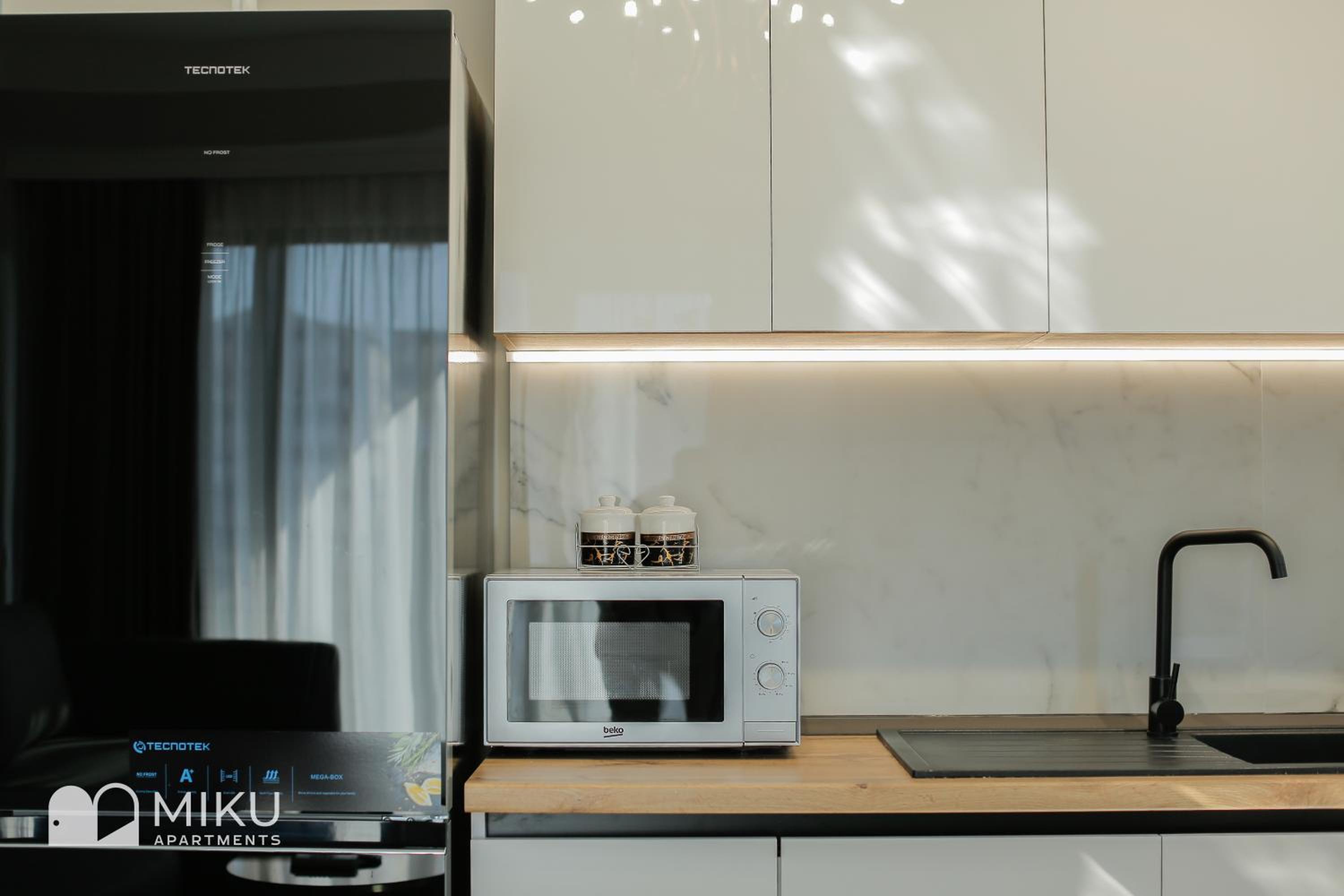 Miku Apartment - Lovely 1 Bedroom Spectacular View