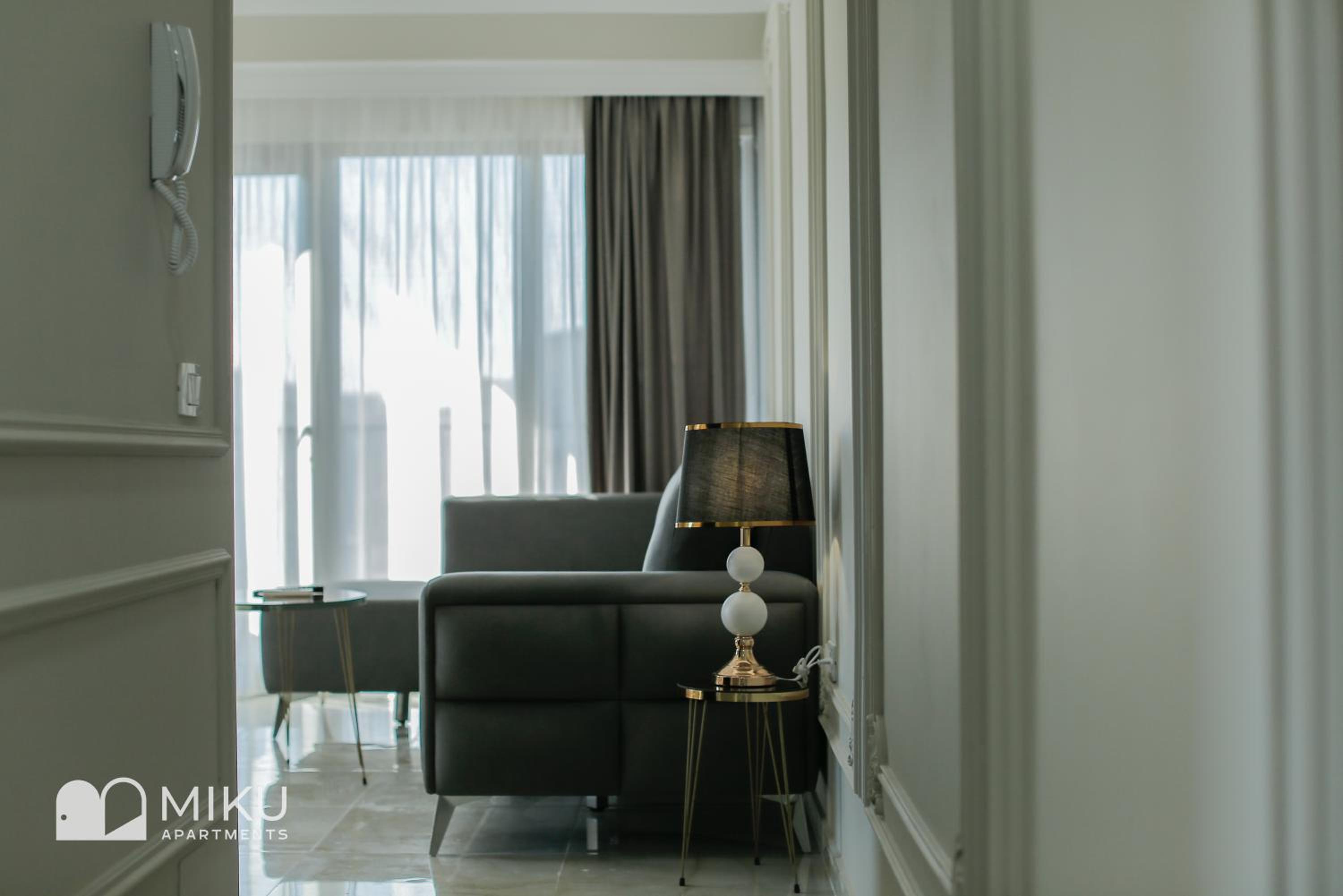 Miku Apartment - Lovely 1 Bedroom Spectacular View
