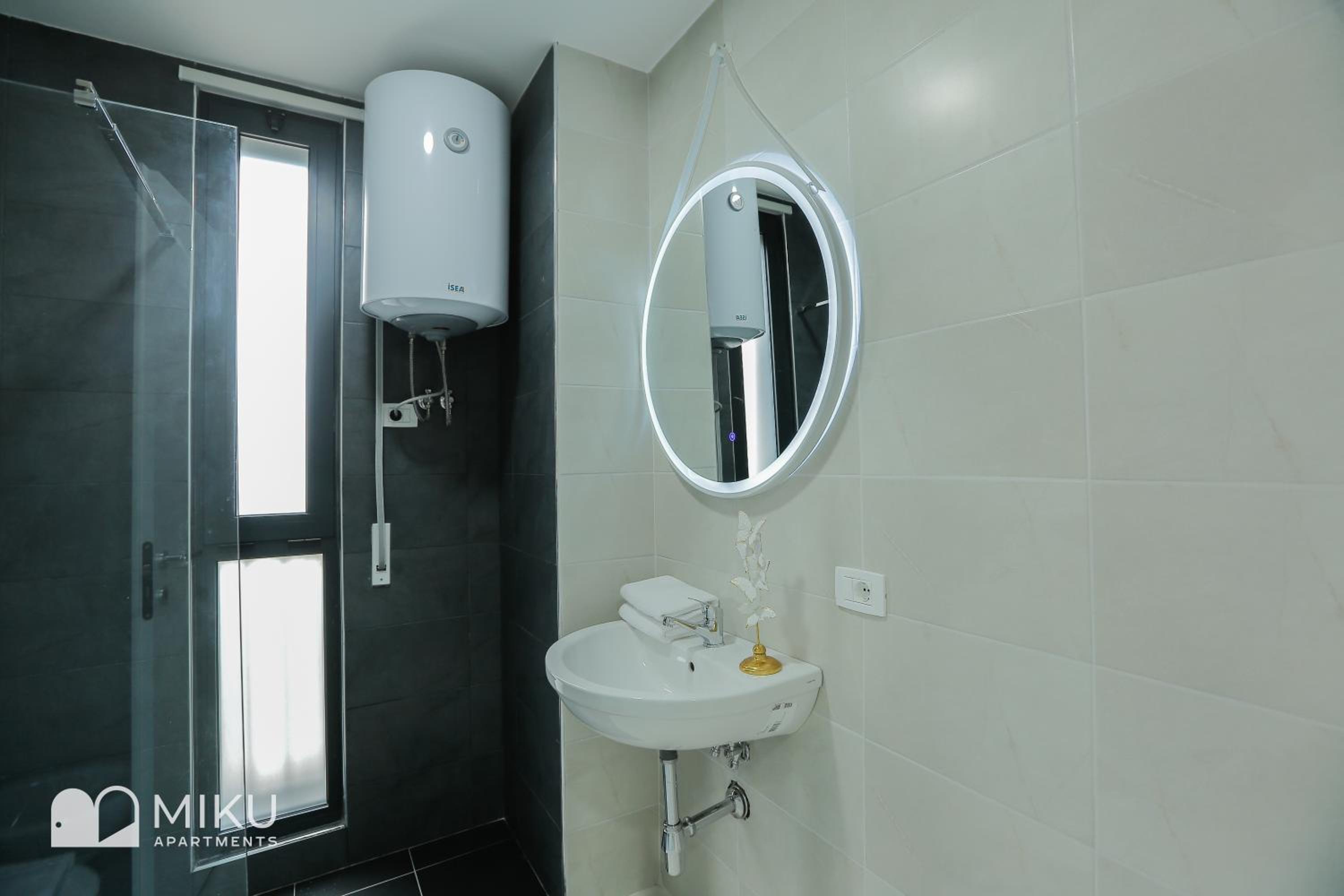 Miku Apartment - Lovely 1 Bedroom Spectacular View