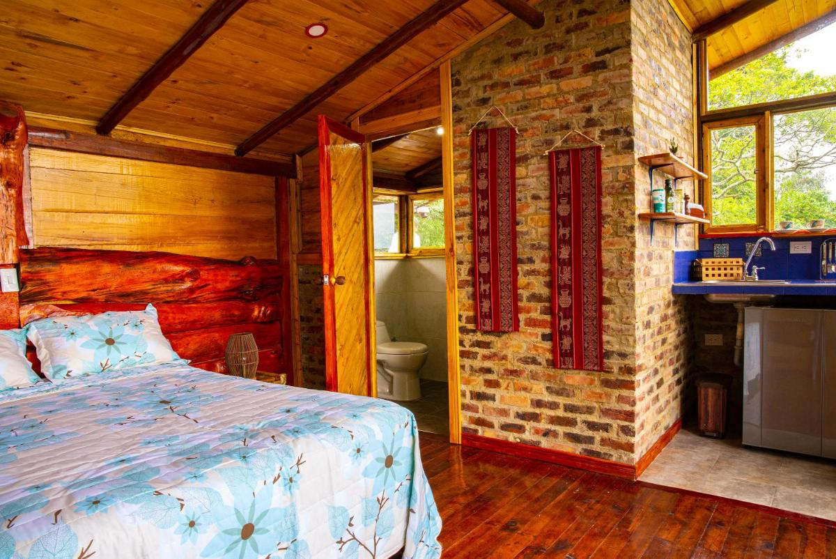 BAUMHAUS Cabañas rusticas con jacuzzi privado