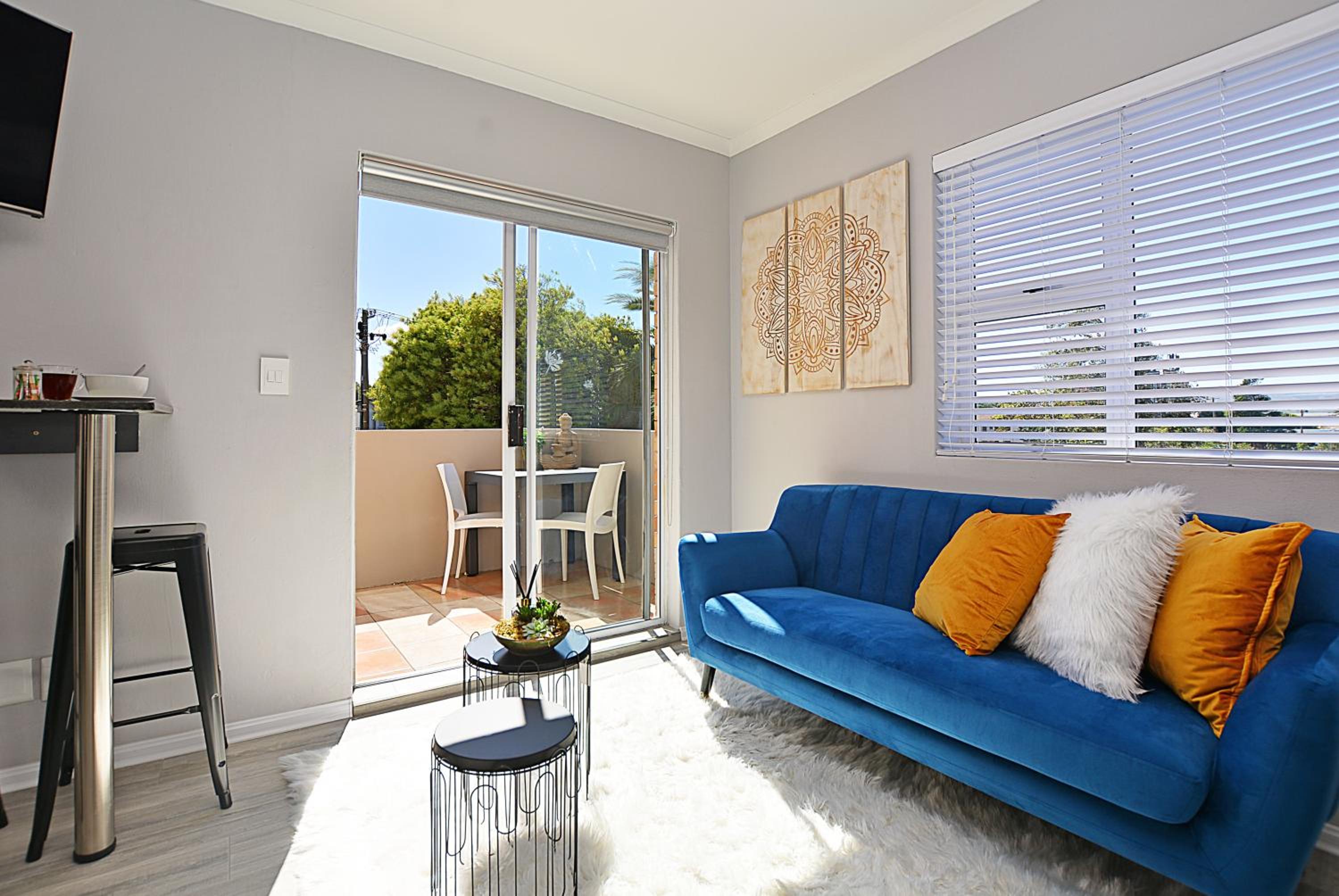 Marbella - Cozy studio in Heart of Table View view 3