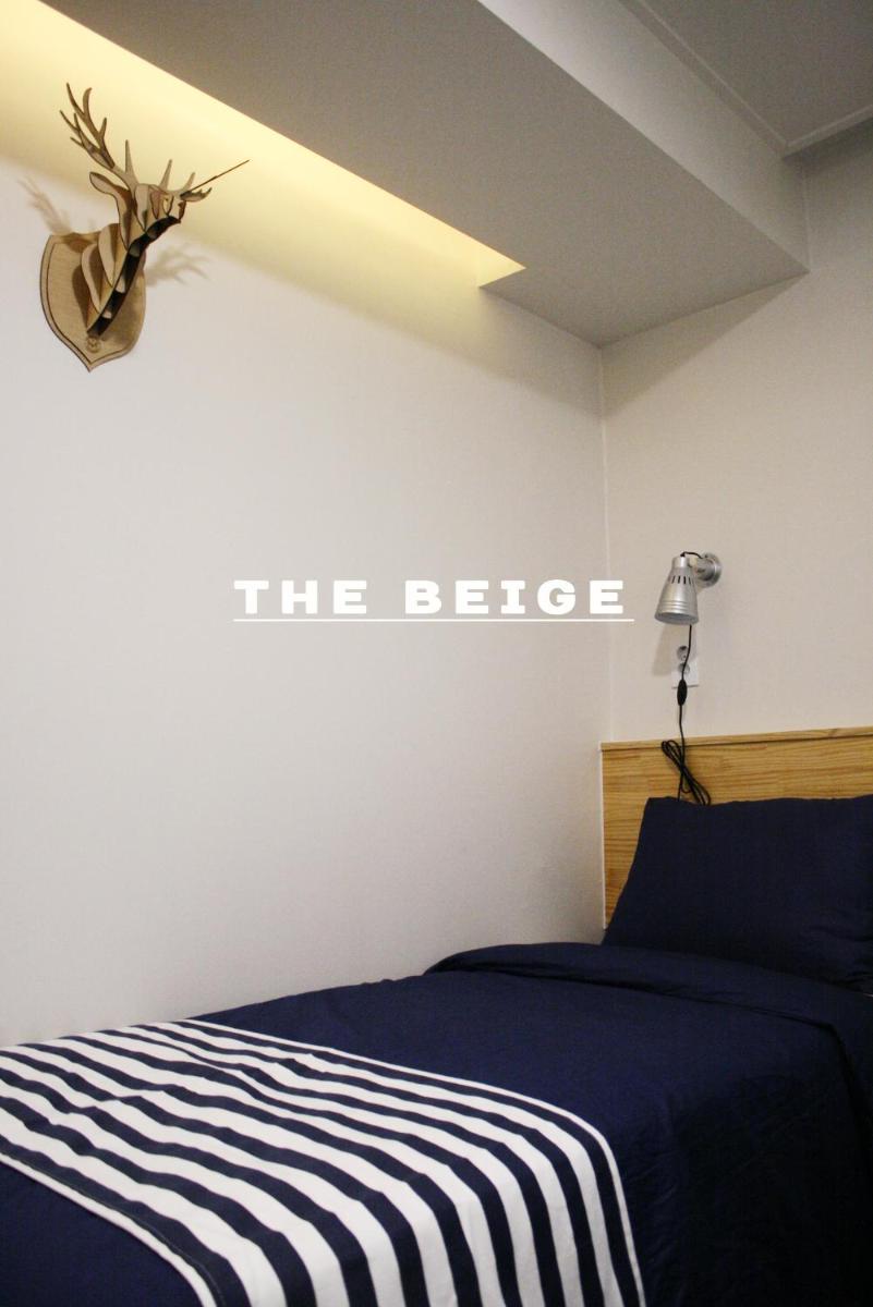 Hostel Beige 2nd